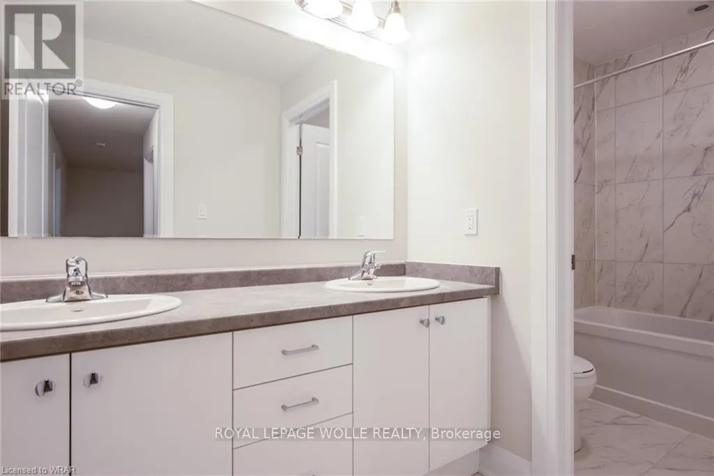 Photo 38 of 257 Raspberry Place, Waterloo, Columbia Forest/Clair Hills — HOMEH