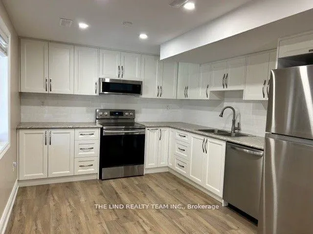 Photo 12 of 173 Roselena Drive, King, Schomberg — HOMEH