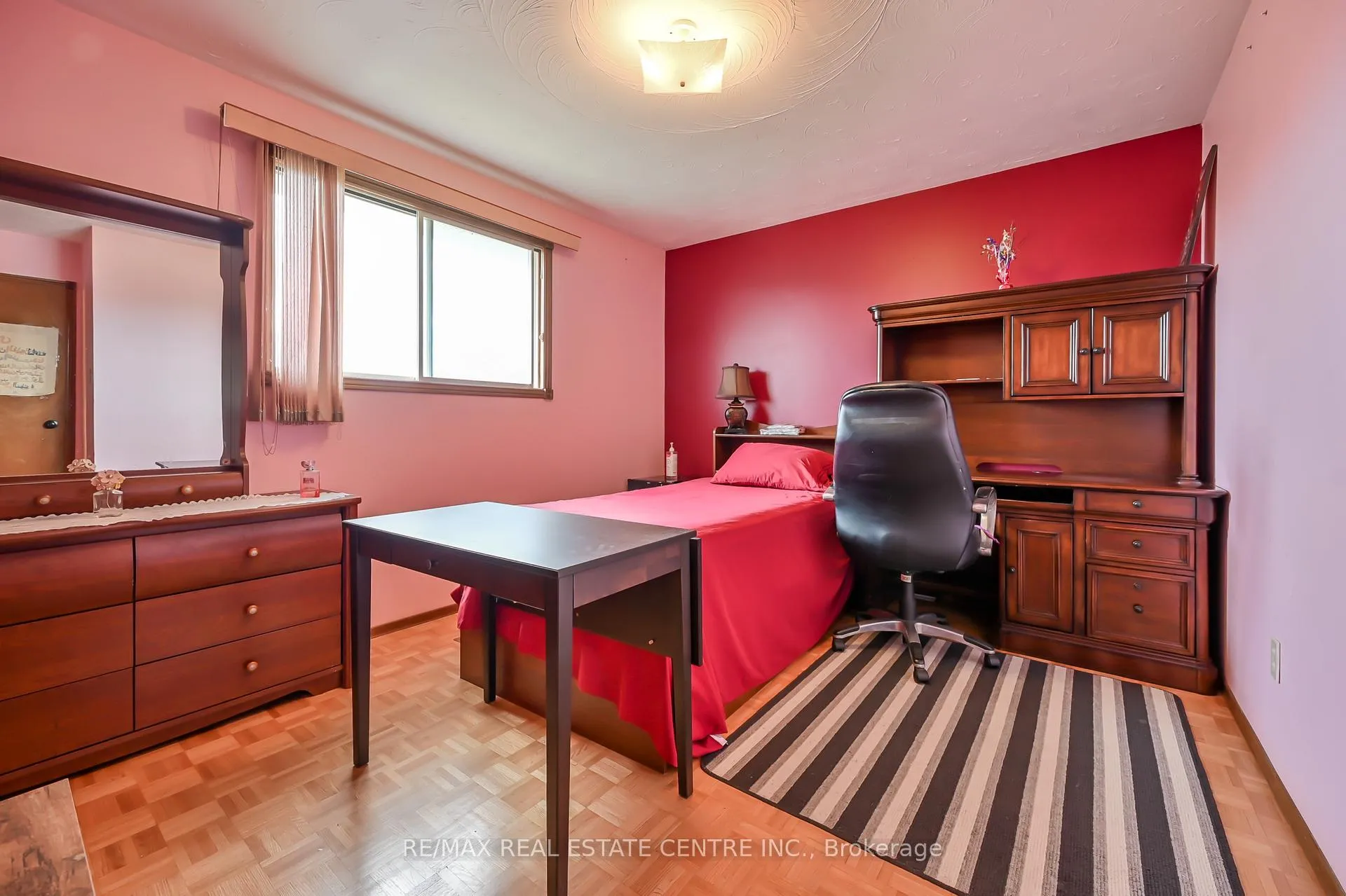 Photo 19 of 30 Goldcrest Drive, Hamilton, Stoney Creek — HOMEH