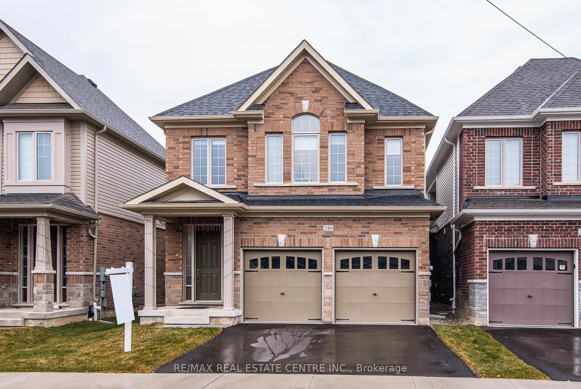 Photo 1 of 249 Broadacre Drive, Kitchener — HOMEH