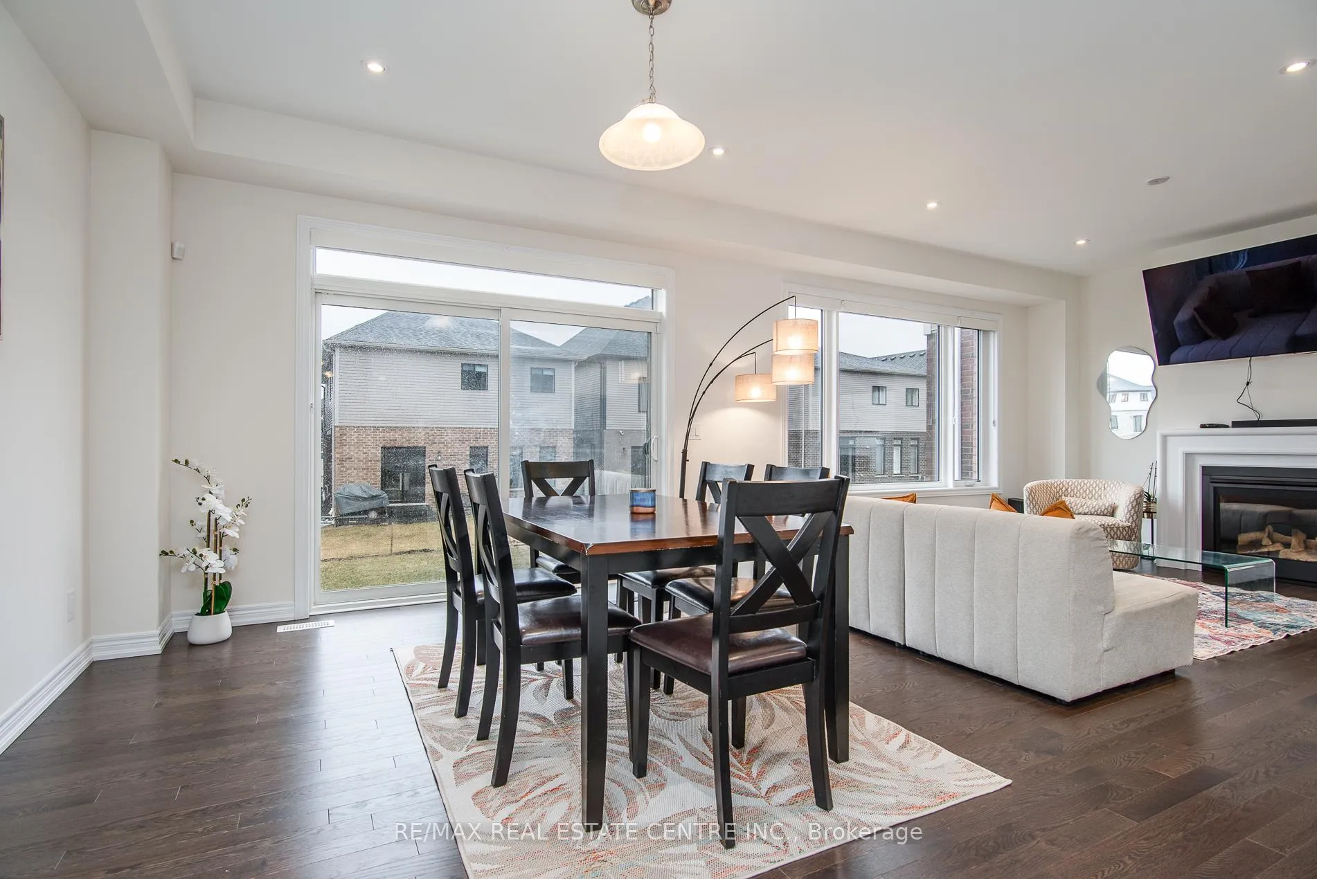Photo 6 of 249 Broadacre Drive, Kitchener — HOMEH