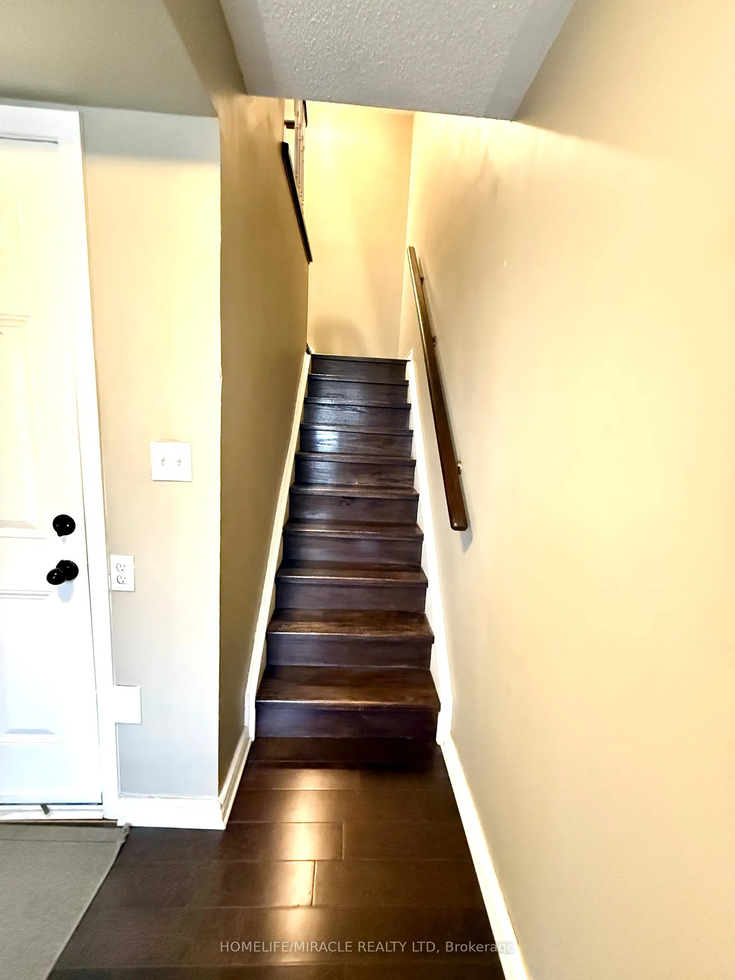 Photo 13 of Unit 71, 1250 St Martins Drive, Pickering, Bay Ridges — HOMEH