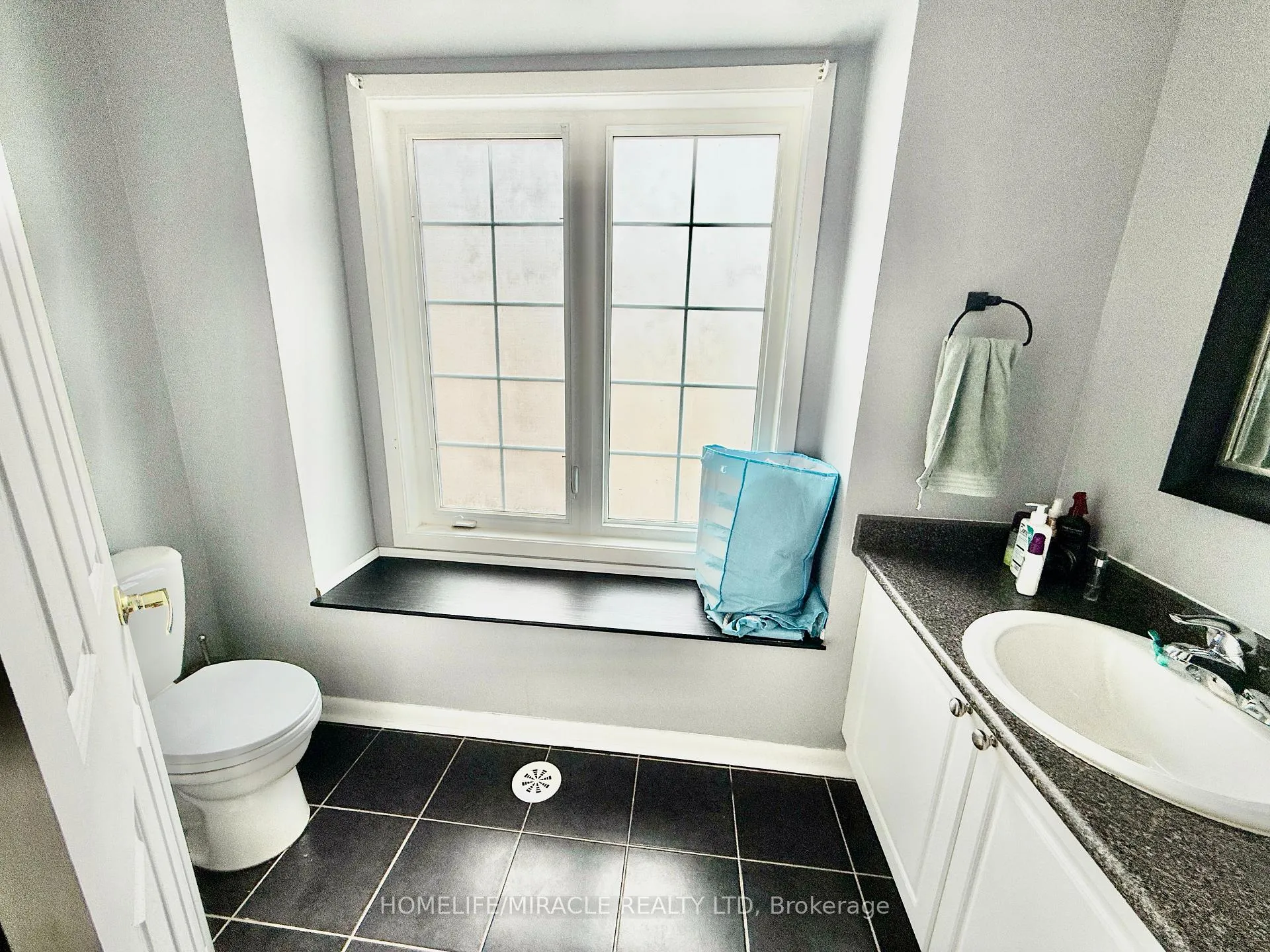 Photo 24 of Unit 71, 1250 St Martins Drive, Pickering, Bay Ridges — HOMEH