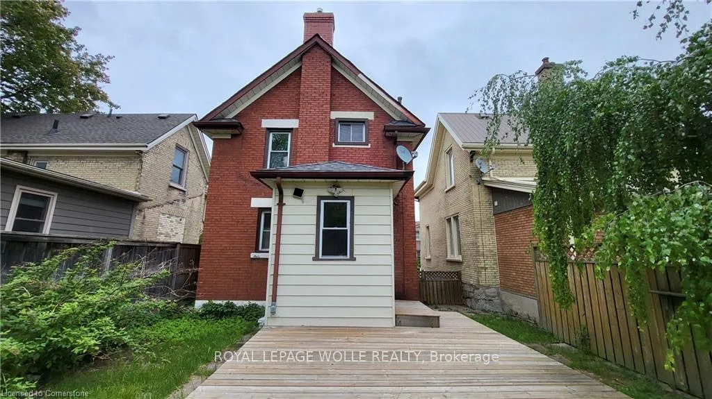 Photo 10 of 17 Theresa Street, Kitchener — HOMEH