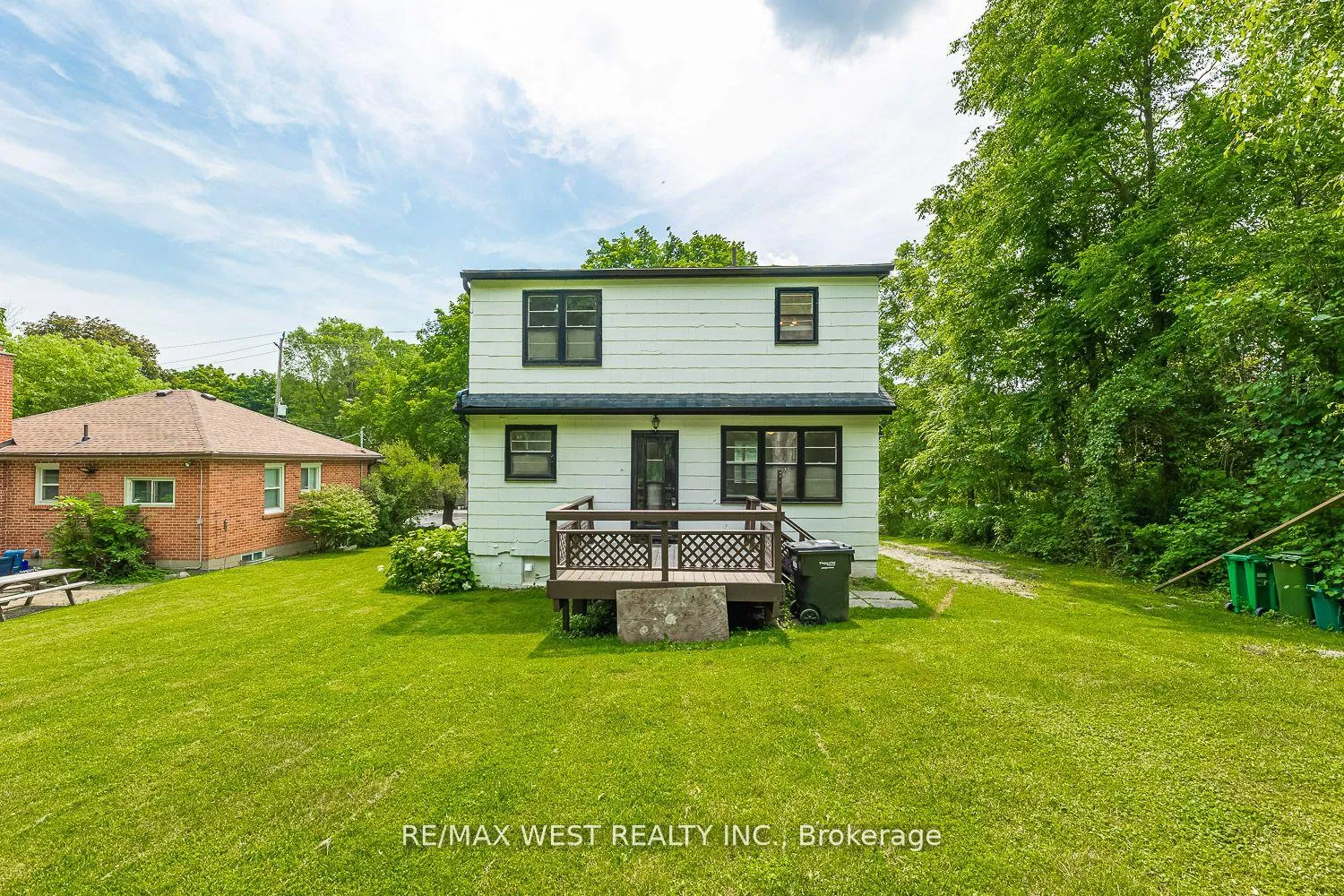 Photo 12 of 211 King Street W, Caledon, Bolton West — HOMEH