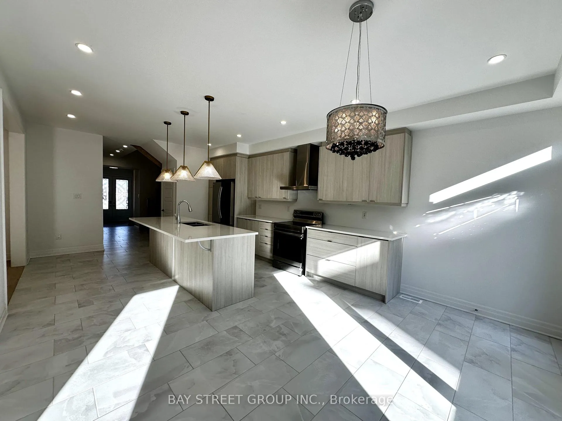 Photo 3 of 8 Sweet Pear Street, Markham, Rural Markham — HOMEH