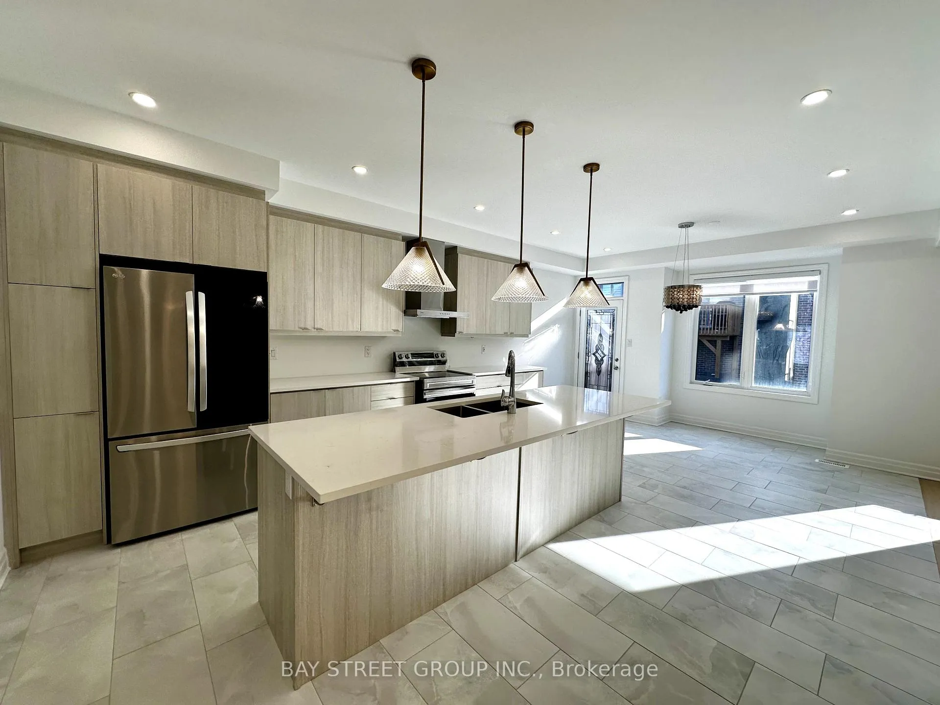 Photo 6 of 8 Sweet Pear Street, Markham, Rural Markham — HOMEH