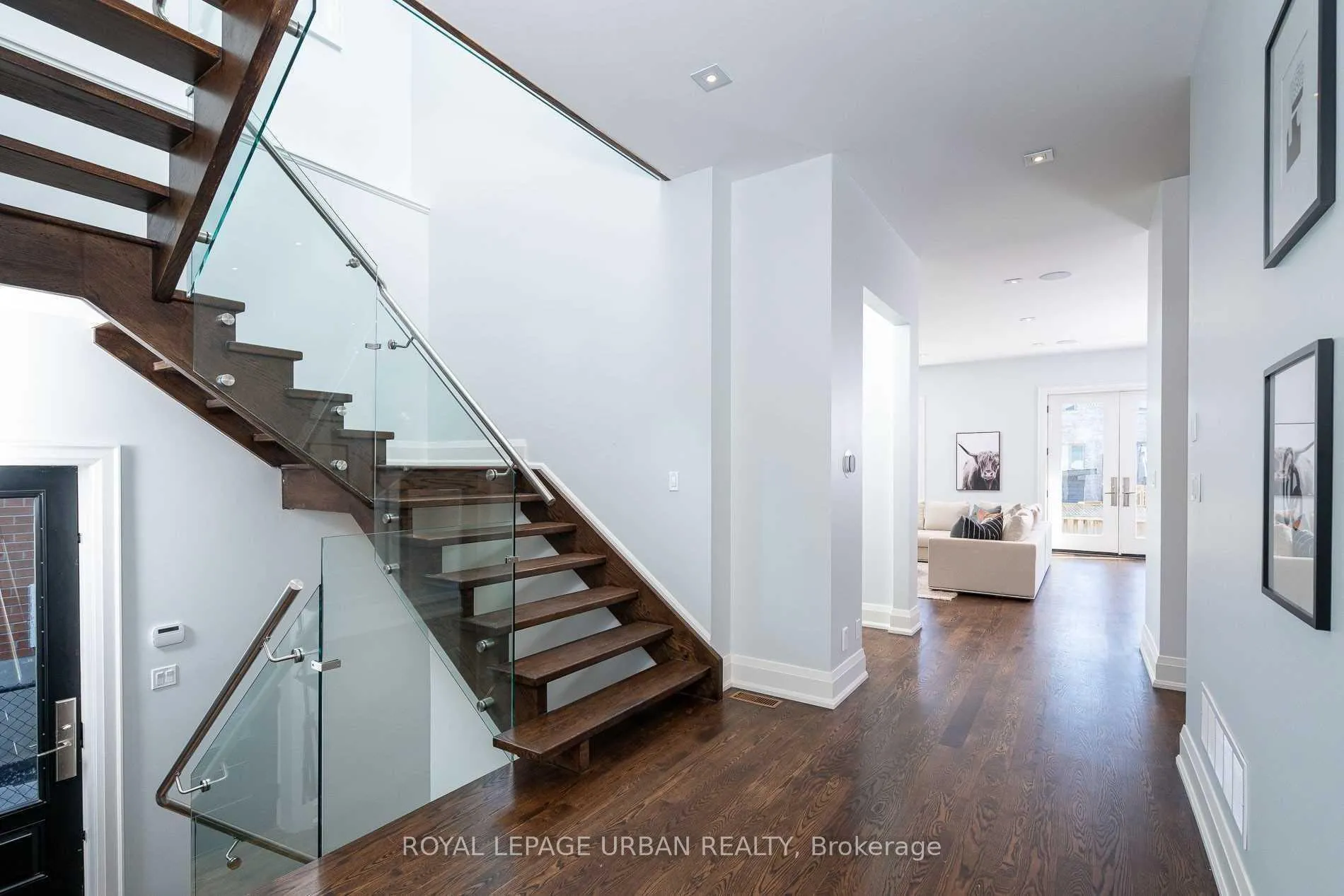 Photo 7 of 285 Joicey Boulevard, Toronto, Bedford Park-Nortown — HOMEH