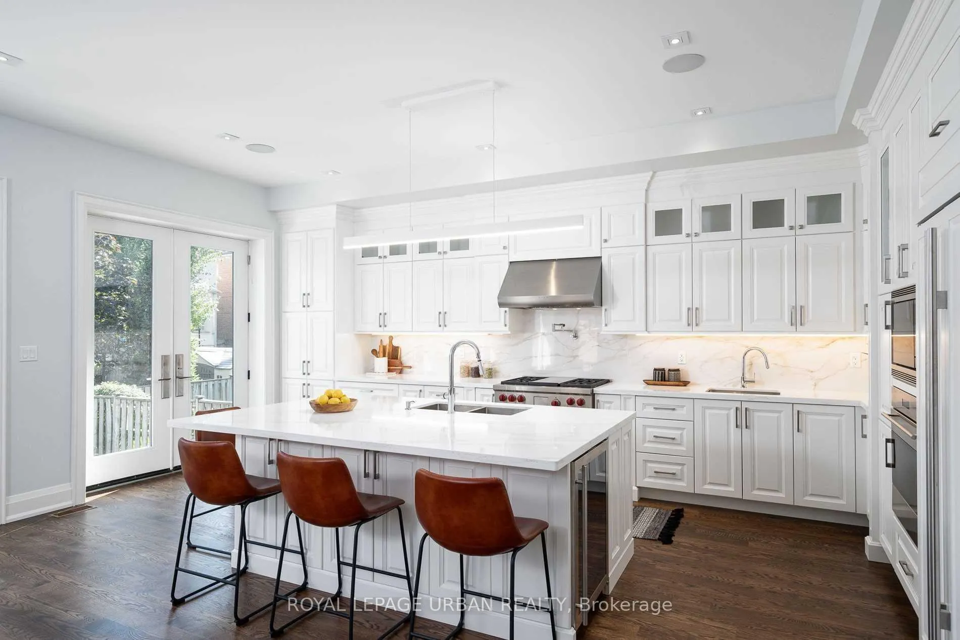 Photo 11 of 285 Joicey Boulevard, Toronto, Bedford Park-Nortown — HOMEH