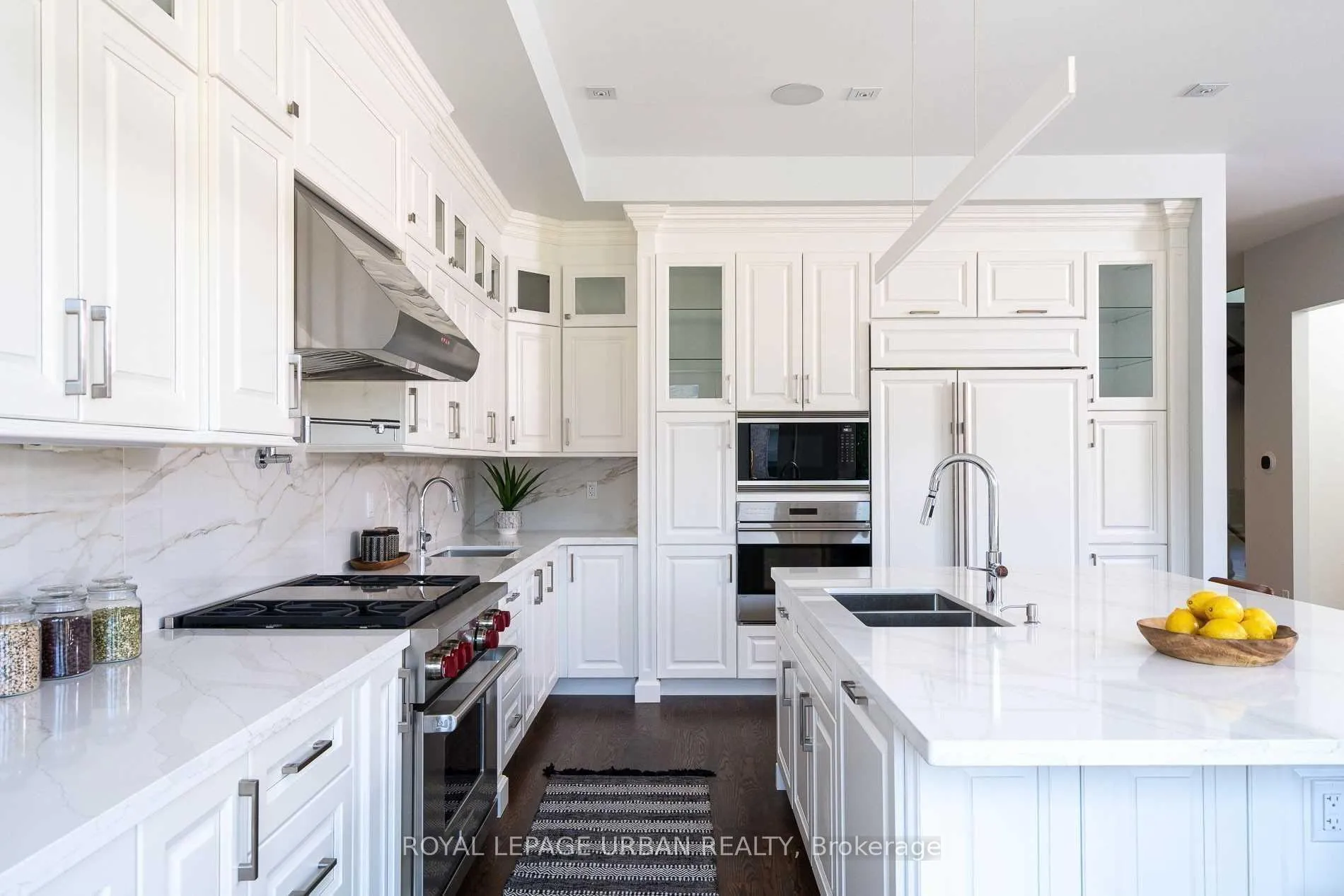 Photo 13 of 285 Joicey Boulevard, Toronto, Bedford Park-Nortown — HOMEH