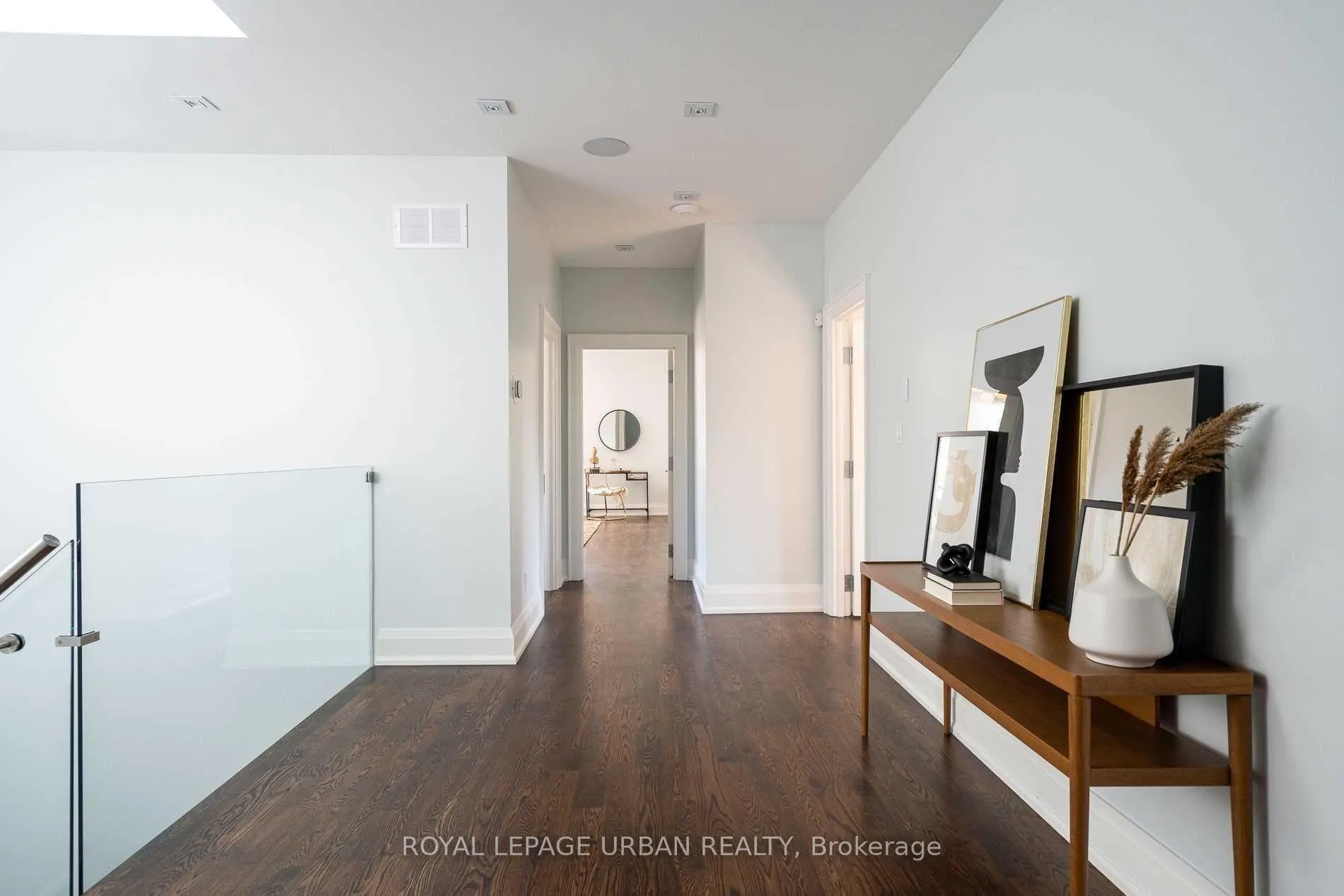 Photo 16 of 285 Joicey Boulevard, Toronto, Bedford Park-Nortown — HOMEH