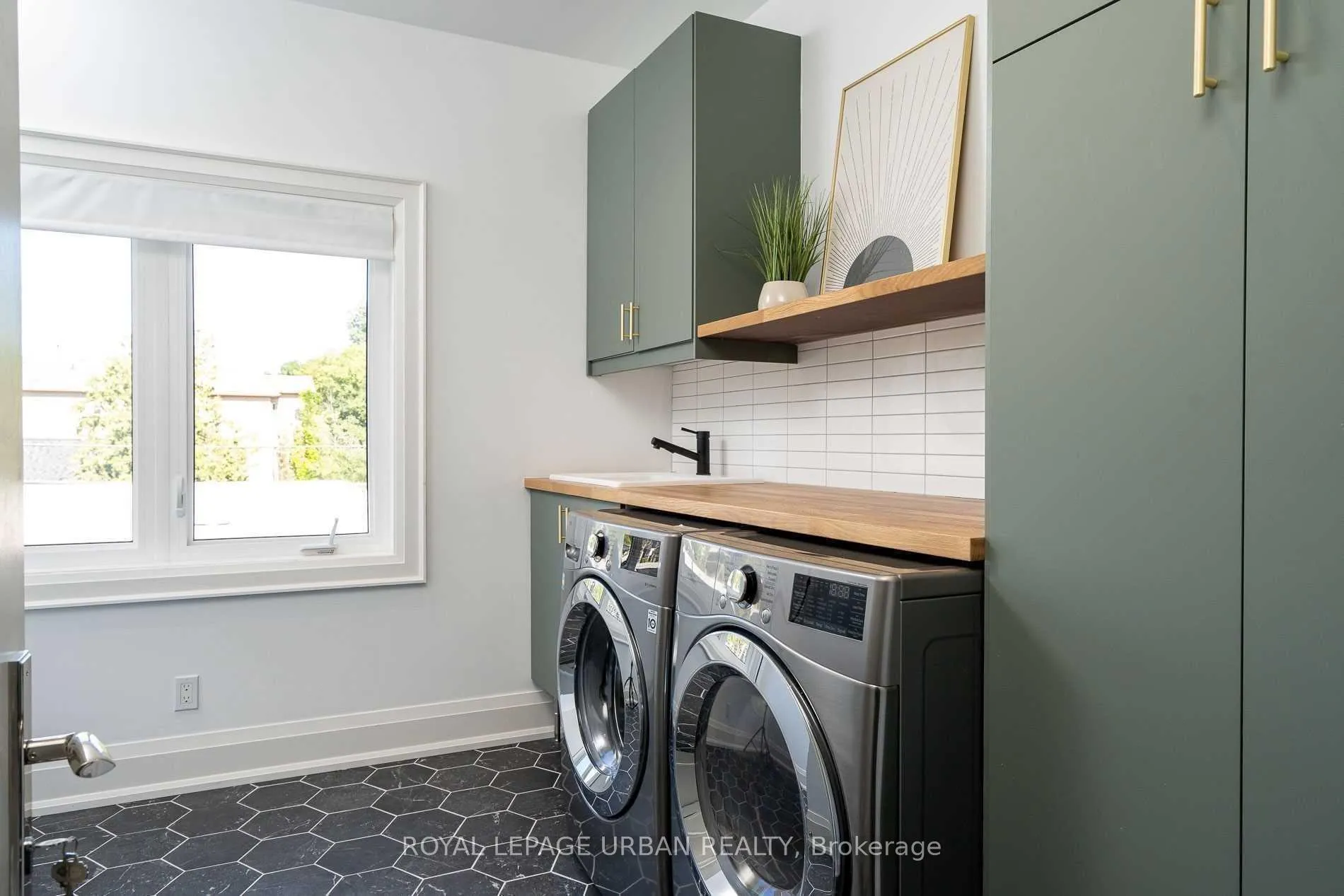 Photo 28 of 285 Joicey Boulevard, Toronto, Bedford Park-Nortown — HOMEH