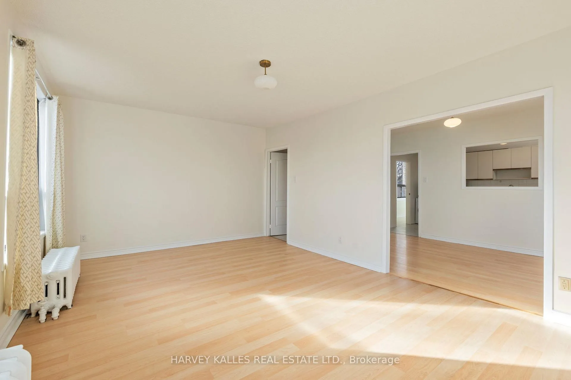 Photo 7 of Unit 2, 822 St Clair Avenue W, Toronto, Oakwood Village — HOMEH
