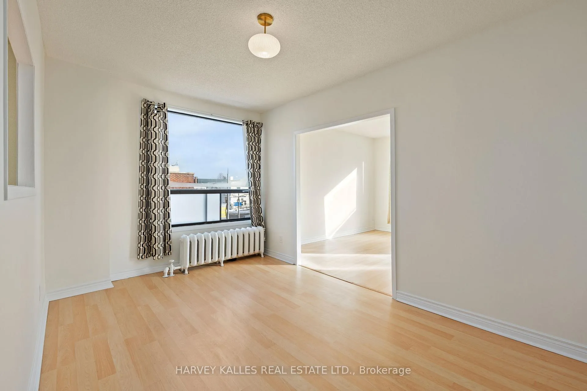 Photo 11 of Unit 2, 822 St Clair Avenue W, Toronto, Oakwood Village — HOMEH