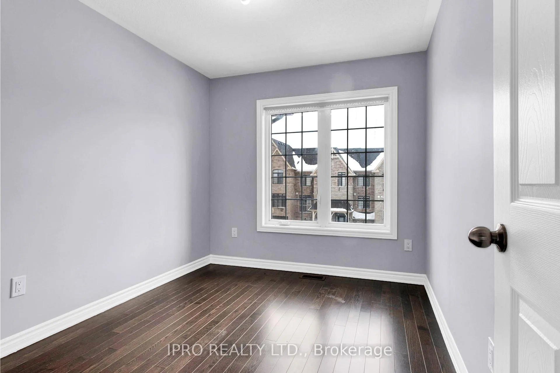 Photo 24 of 94 Farooq Boulevard, Vaughan, West Woodbridge — HOMEH