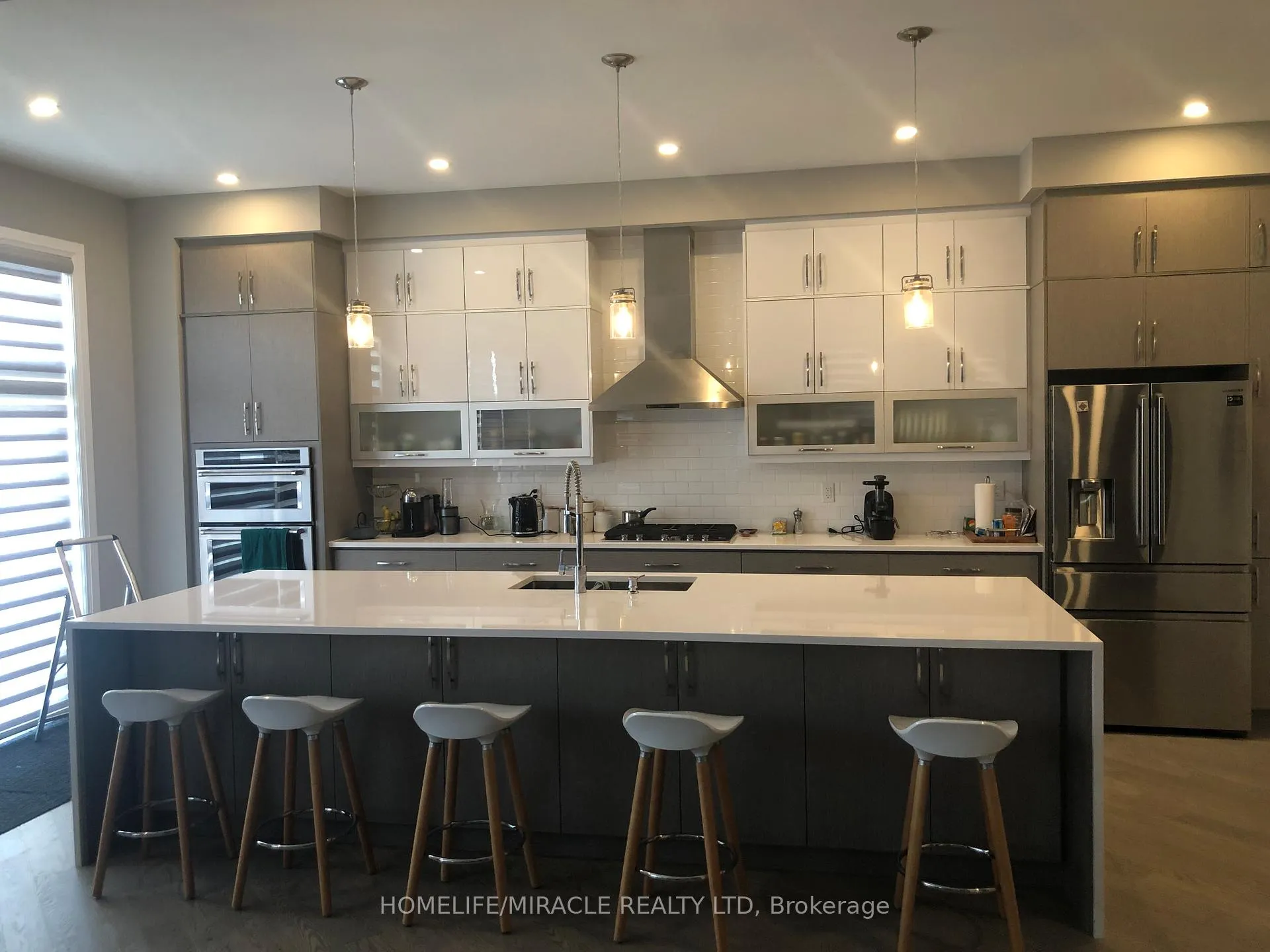 Photo 4 of 39 John Henry Street, Vaughan, Kleinburg — HOMEH