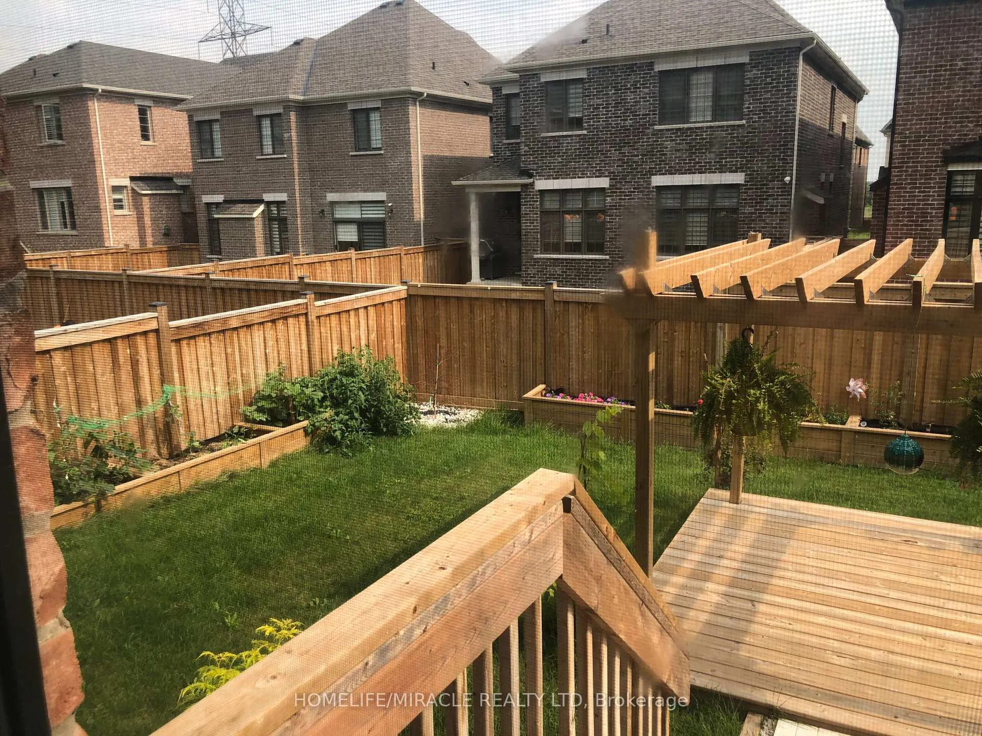 Photo 13 of 39 John Henry Street, Vaughan, Kleinburg — HOMEH