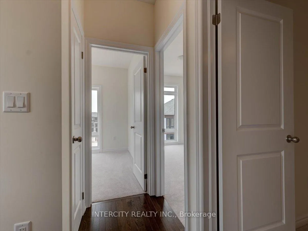 Photo 22 of 22 Griffith Street, Aurora, Bayview Northeast — HOMEH