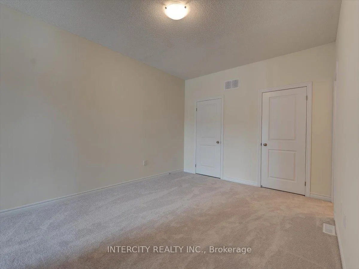 Photo 28 of 22 Griffith Street, Aurora, Bayview Northeast — HOMEH