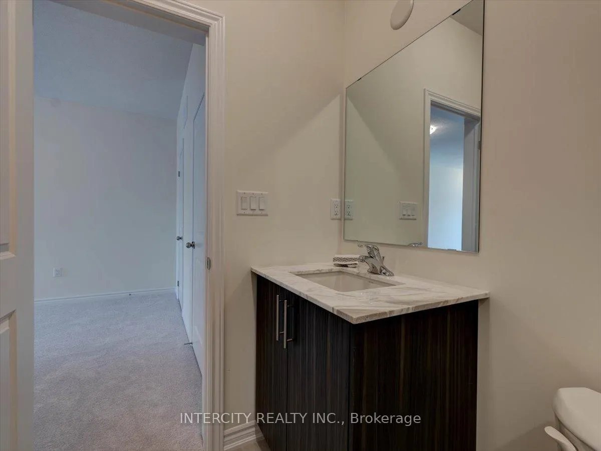 Photo 34 of 22 Griffith Street, Aurora, Bayview Northeast — HOMEH