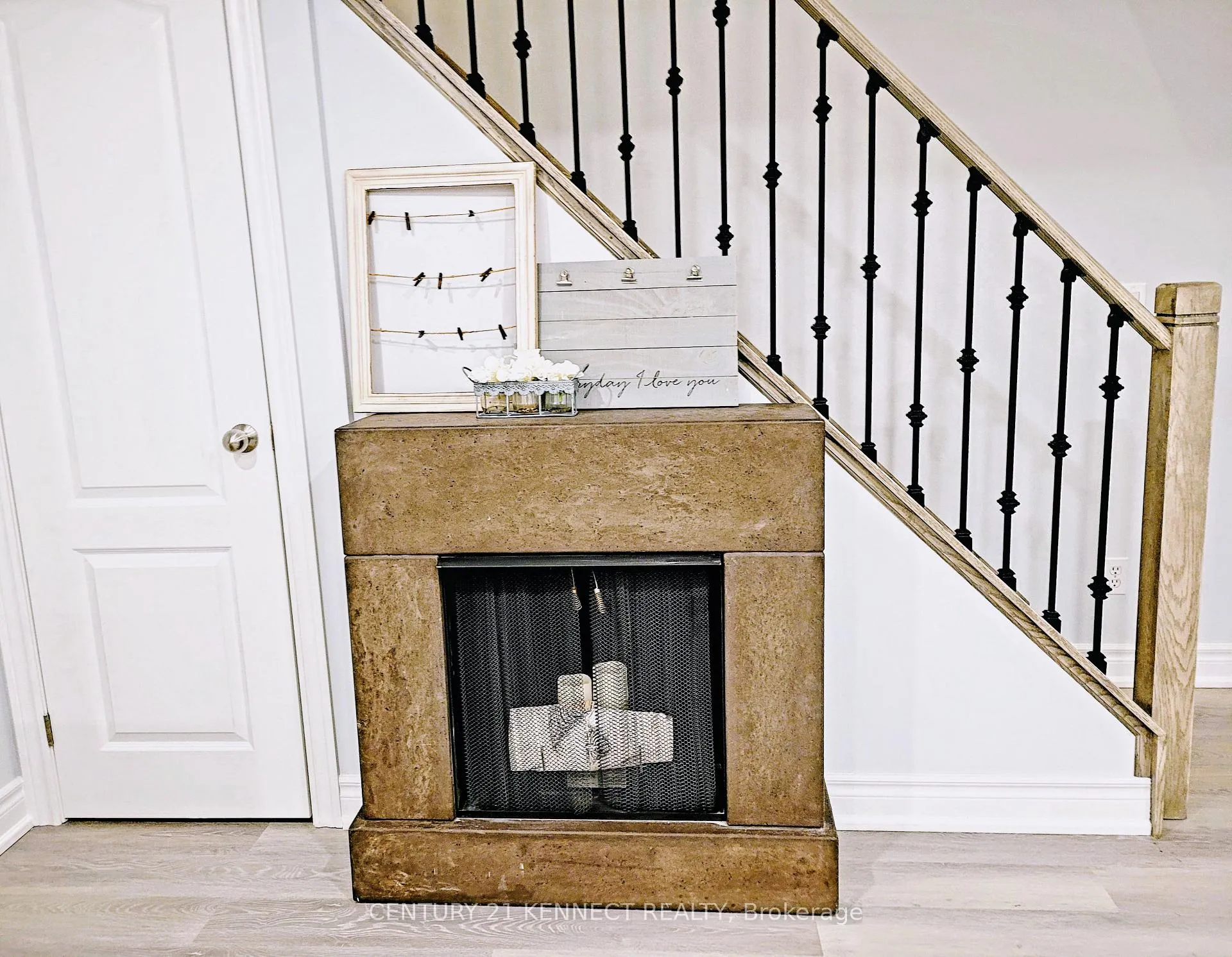Photo 9 of Unit Lower, 9 Oakford Drive, Markham, Cachet — HOMEH