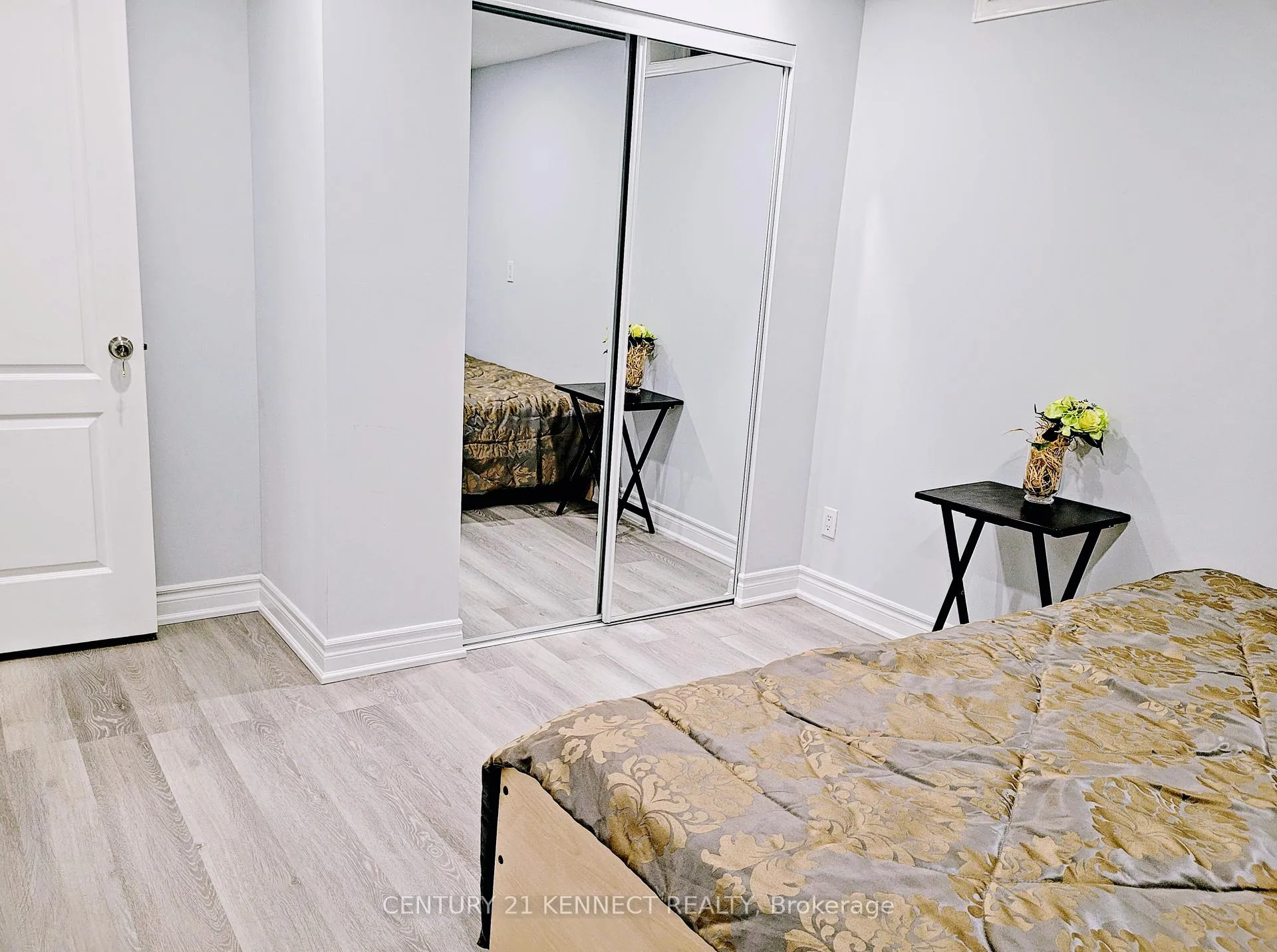 Photo 11 of Unit Lower, 9 Oakford Drive, Markham, Cachet — HOMEH
