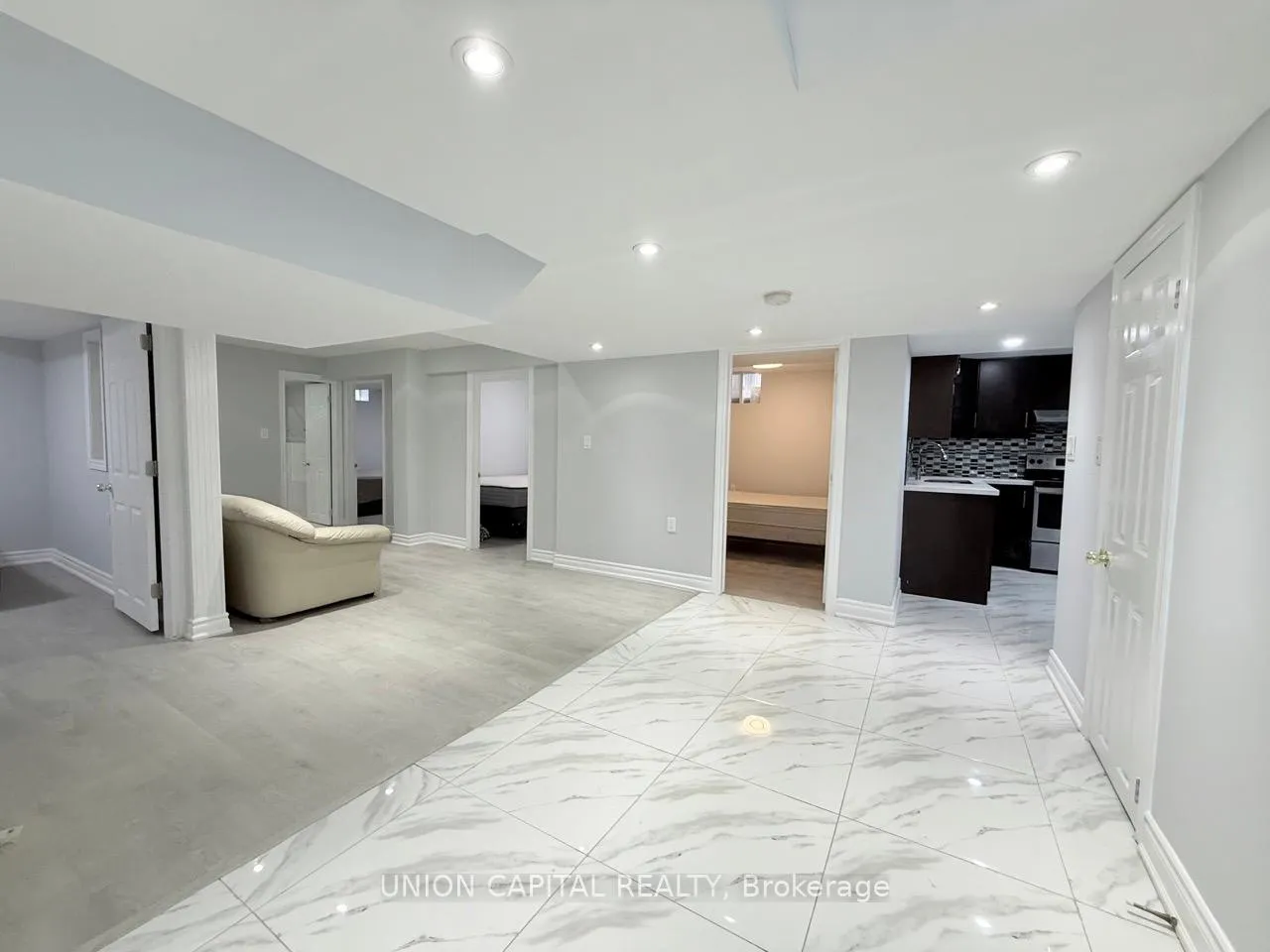 Photo 4 of Unit BSMT, 689 McCue Drive, Oshawa, Taunton — HOMEH