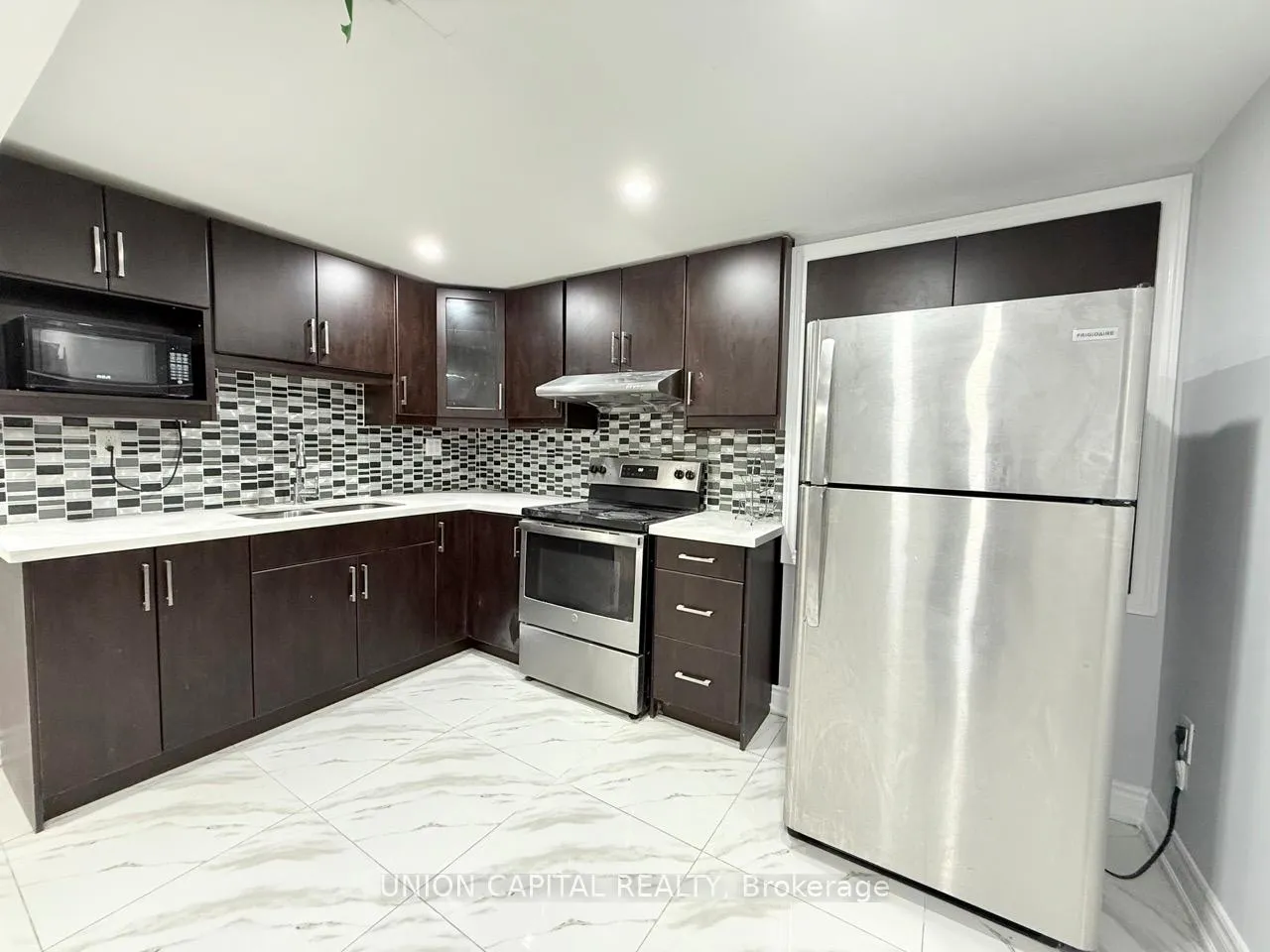Photo 10 of Unit BSMT, 689 McCue Drive, Oshawa, Taunton — HOMEH