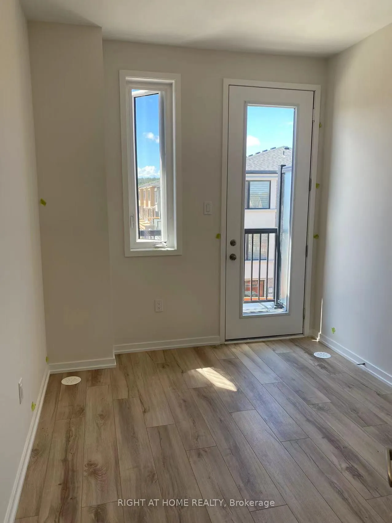 Photo 11 of 9 Rattenbury Road, Vaughan, Patterson — HOMEH