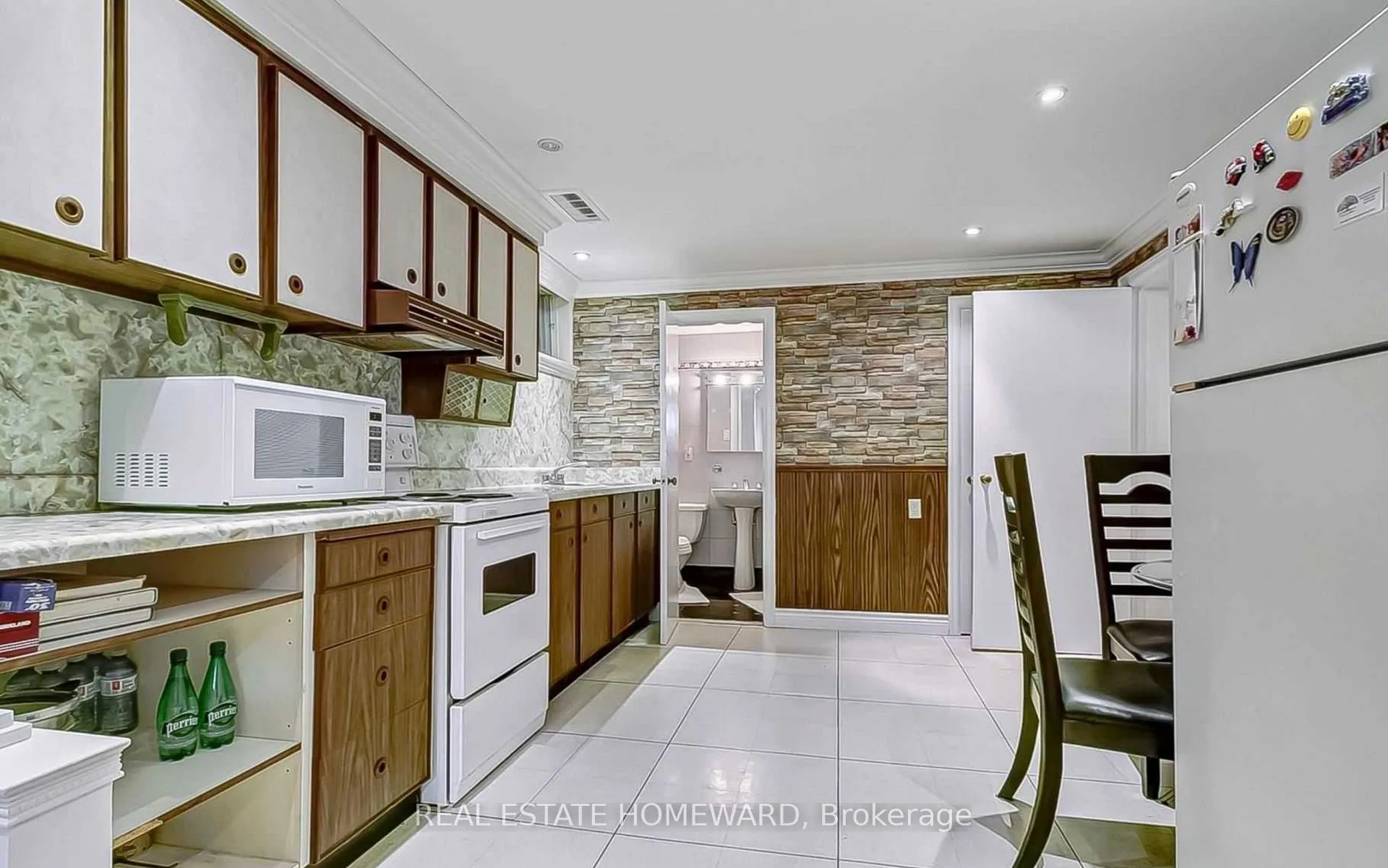 Photo 4 of Unit Bsmt, 259 Ferris. Road, Toronto, O'Connor-Parkview — HOMEH