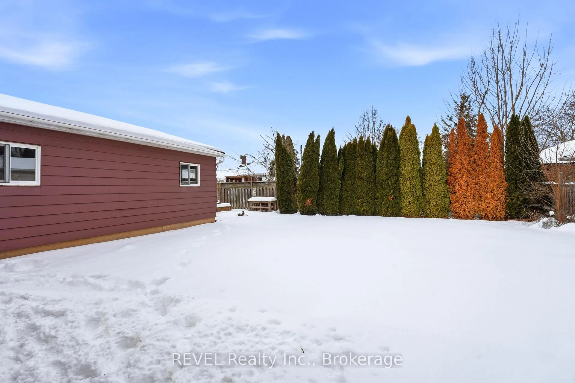 Photo 27 of 10 Redwood Avenue, St. Catharines, Bunting/Linwell — HOMEH