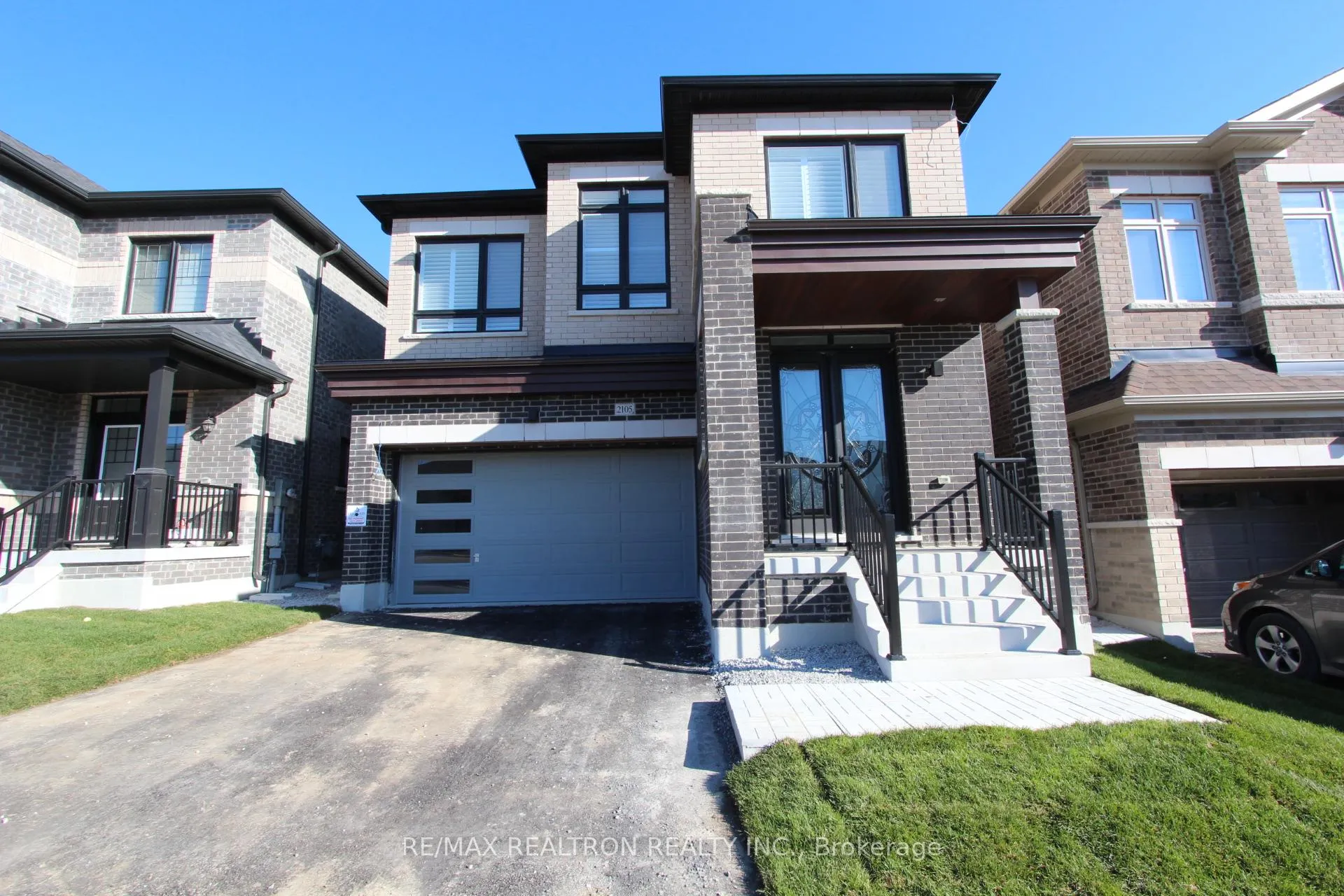 Front of 2105 Coppermine Street