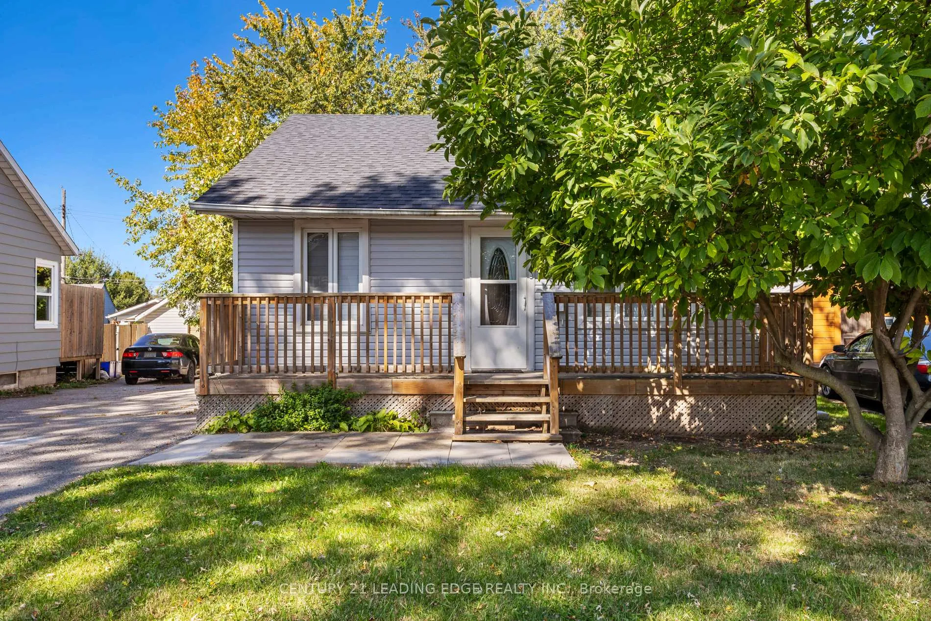 Photo 2 of 18 Beech Street, Ajax, Central — HOMEH