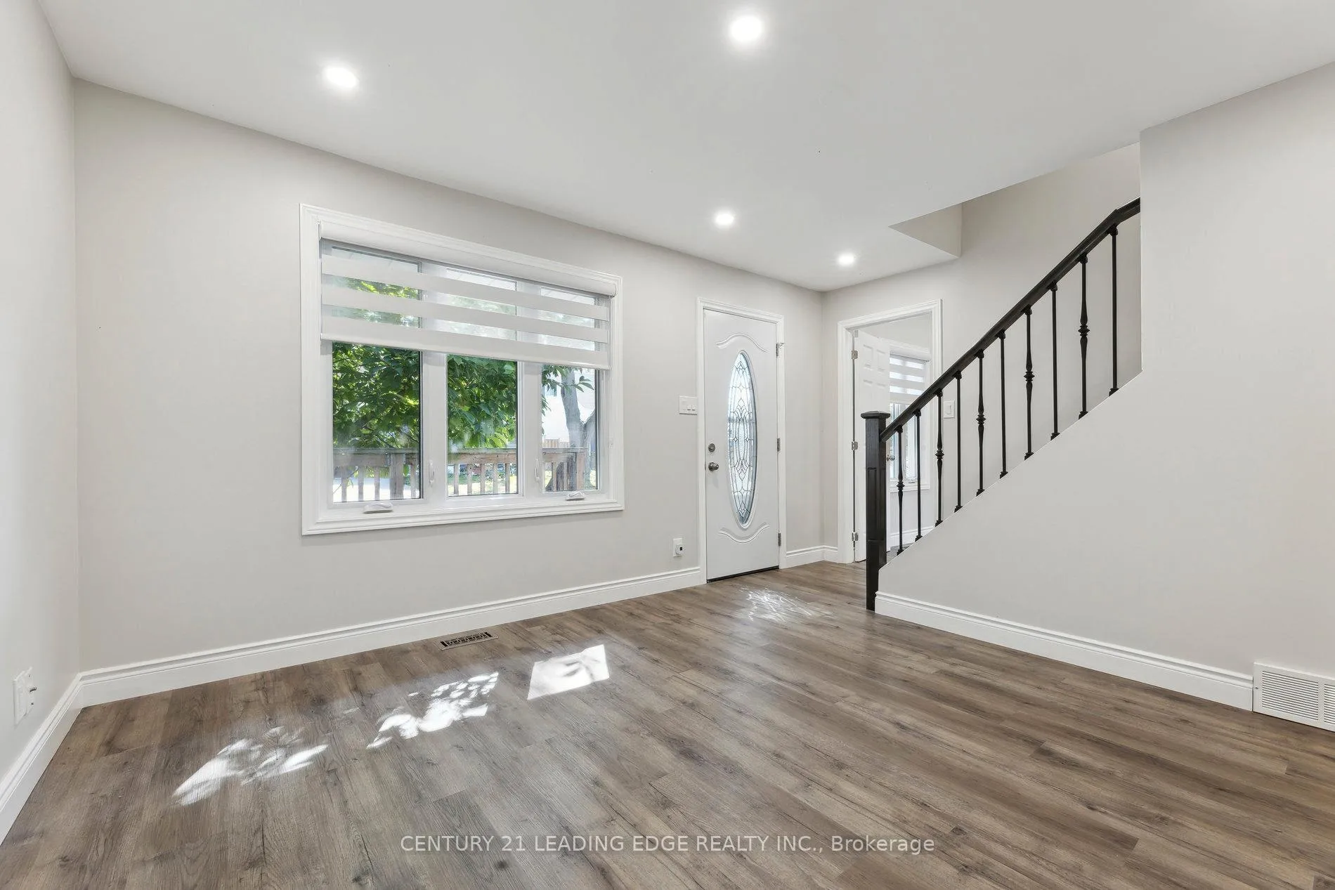 Photo 7 of 18 Beech Street, Ajax, Central — HOMEH