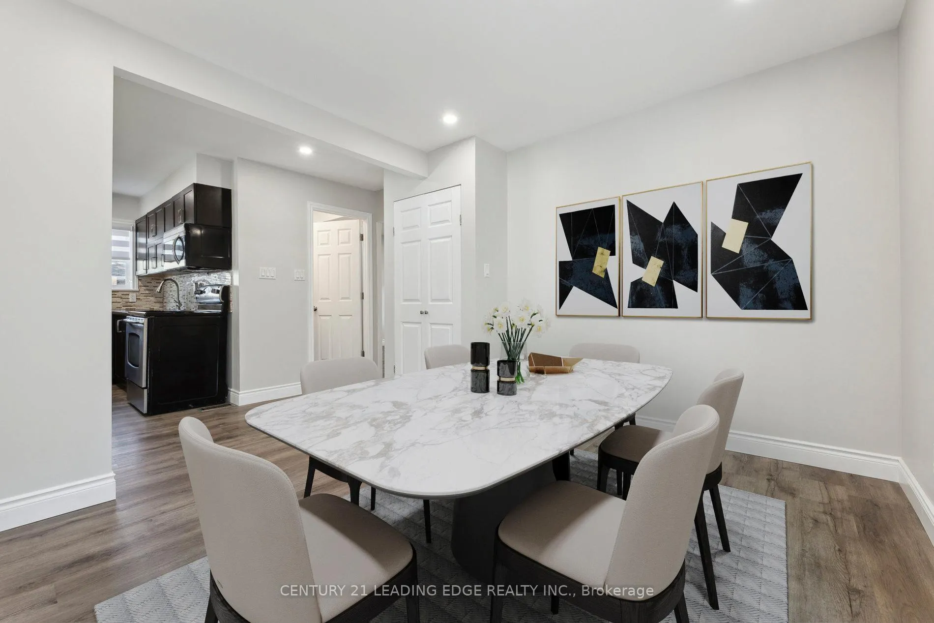 Photo 10 of 18 Beech Street, Ajax, Central — HOMEH