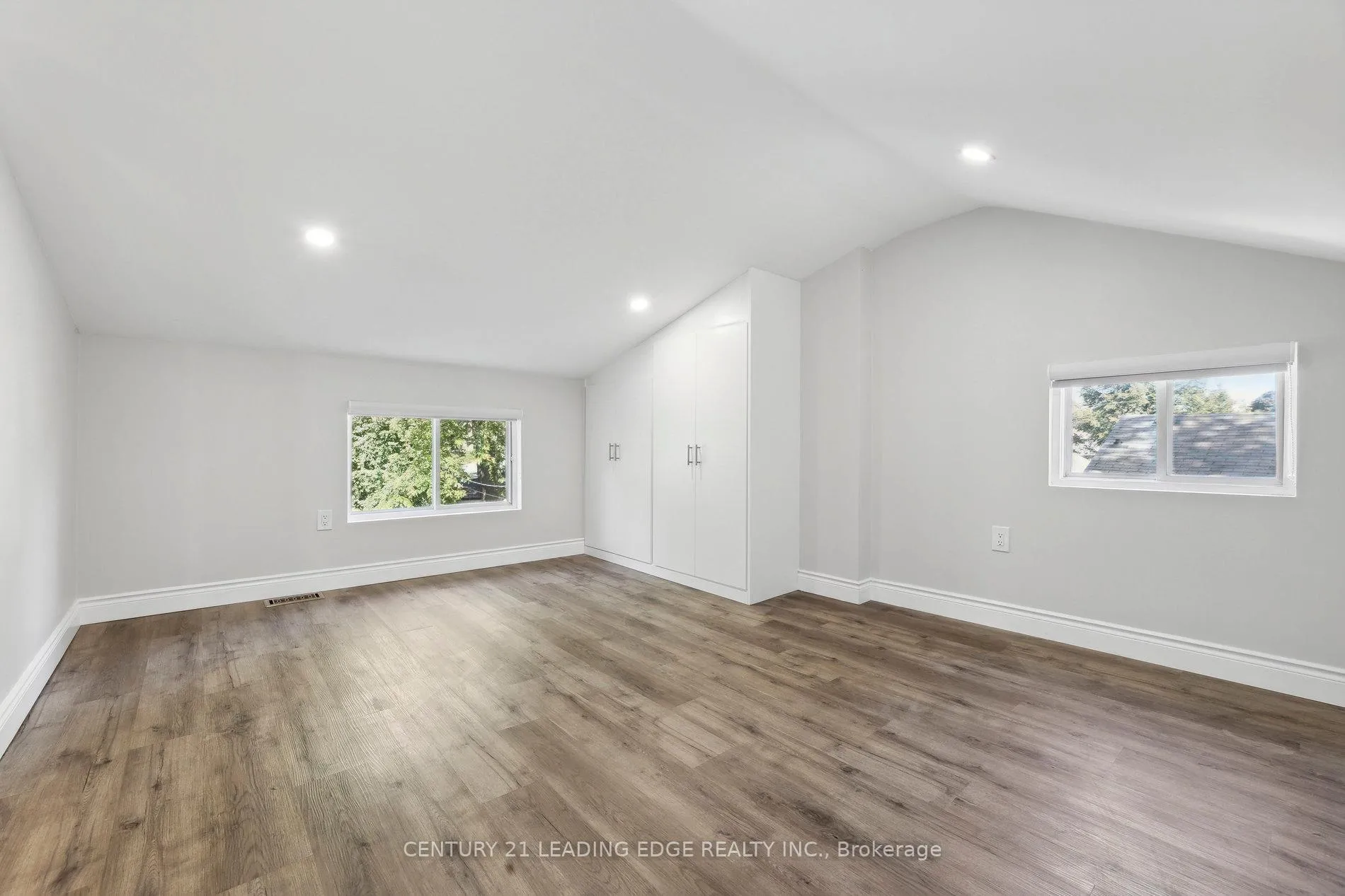 Photo 21 of 18 Beech Street, Ajax, Central — HOMEH