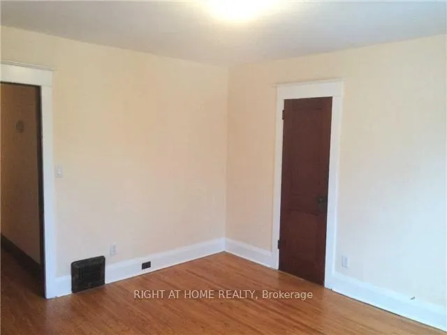 Photo 17 of 304 Soudan Avenue, Toronto, Mount Pleasant East — HOMEH