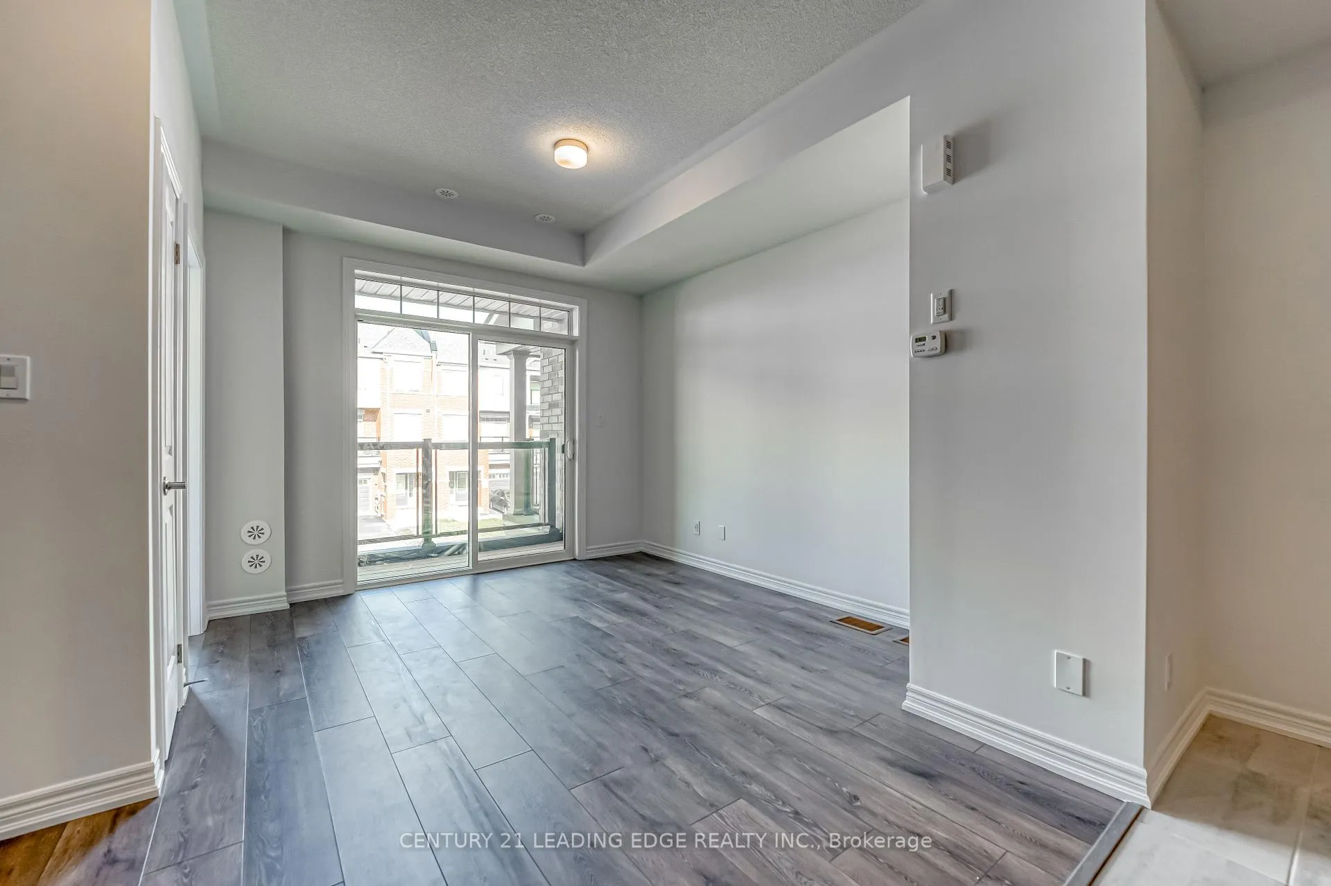 Photo 9 of 1112 Lockie Drive, Oshawa, Kedron — HOMEH