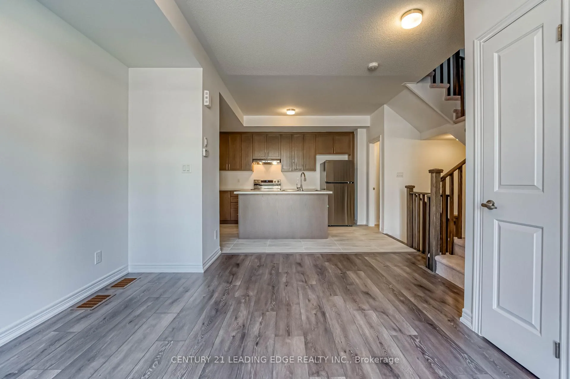 Photo 15 of 1112 Lockie Drive, Oshawa, Kedron — HOMEH
