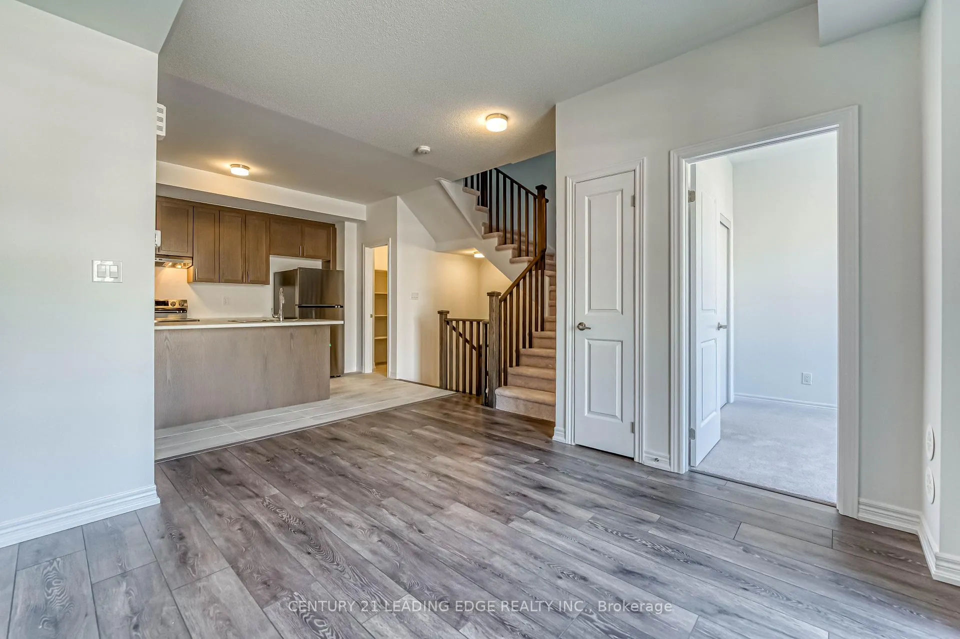 Photo 16 of 1112 Lockie Drive, Oshawa, Kedron — HOMEH