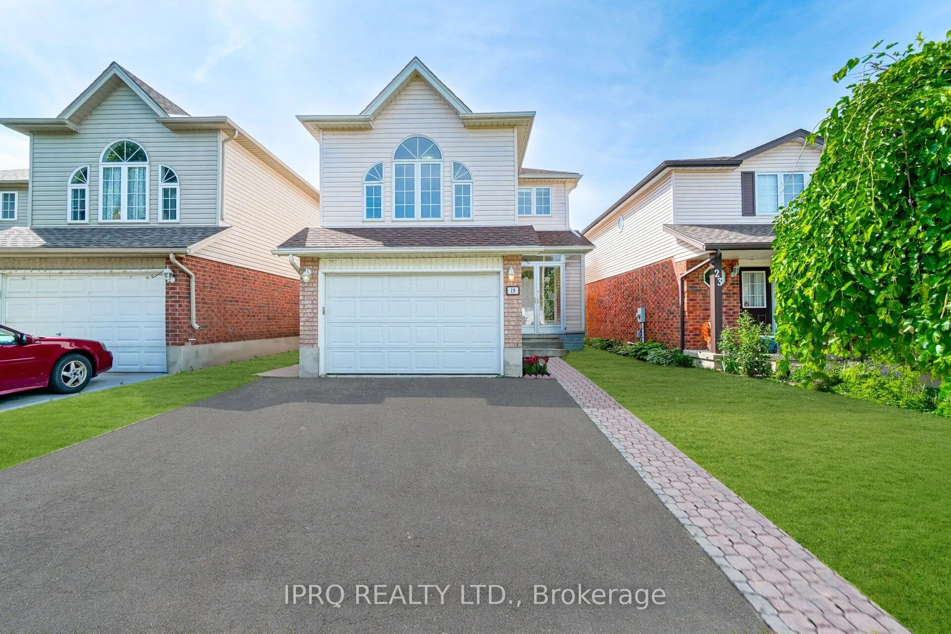Photo 2 of Unit Upper, 19 Marisa Street, Kitchener — HOMEH