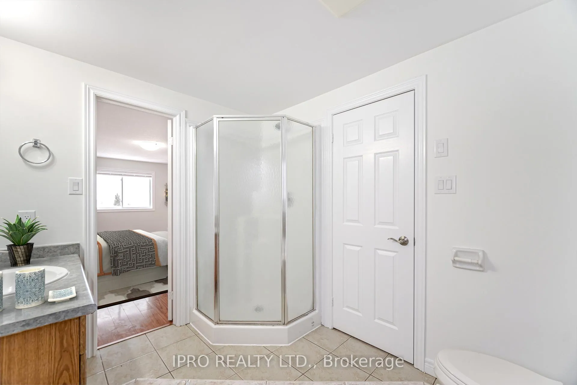 Photo 20 of Unit Upper, 19 Marisa Street, Kitchener — HOMEH