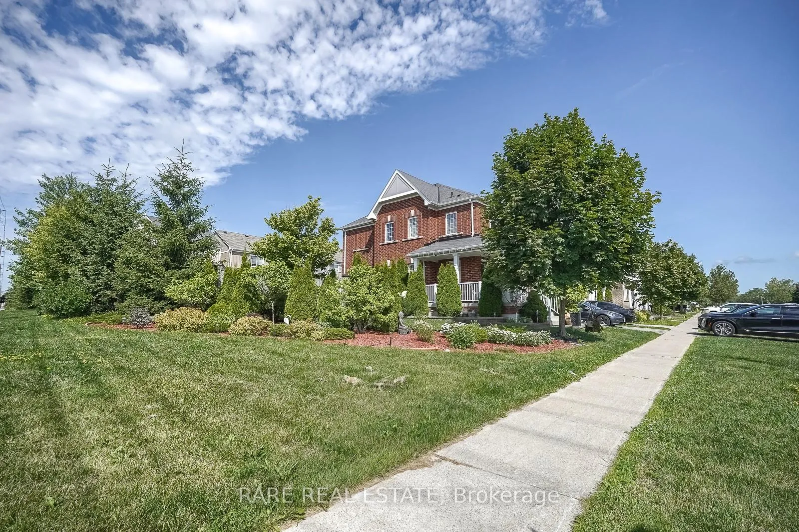 Photo 2 of 1428 Arborwood Drive, Oshawa, Taunton — HOMEH