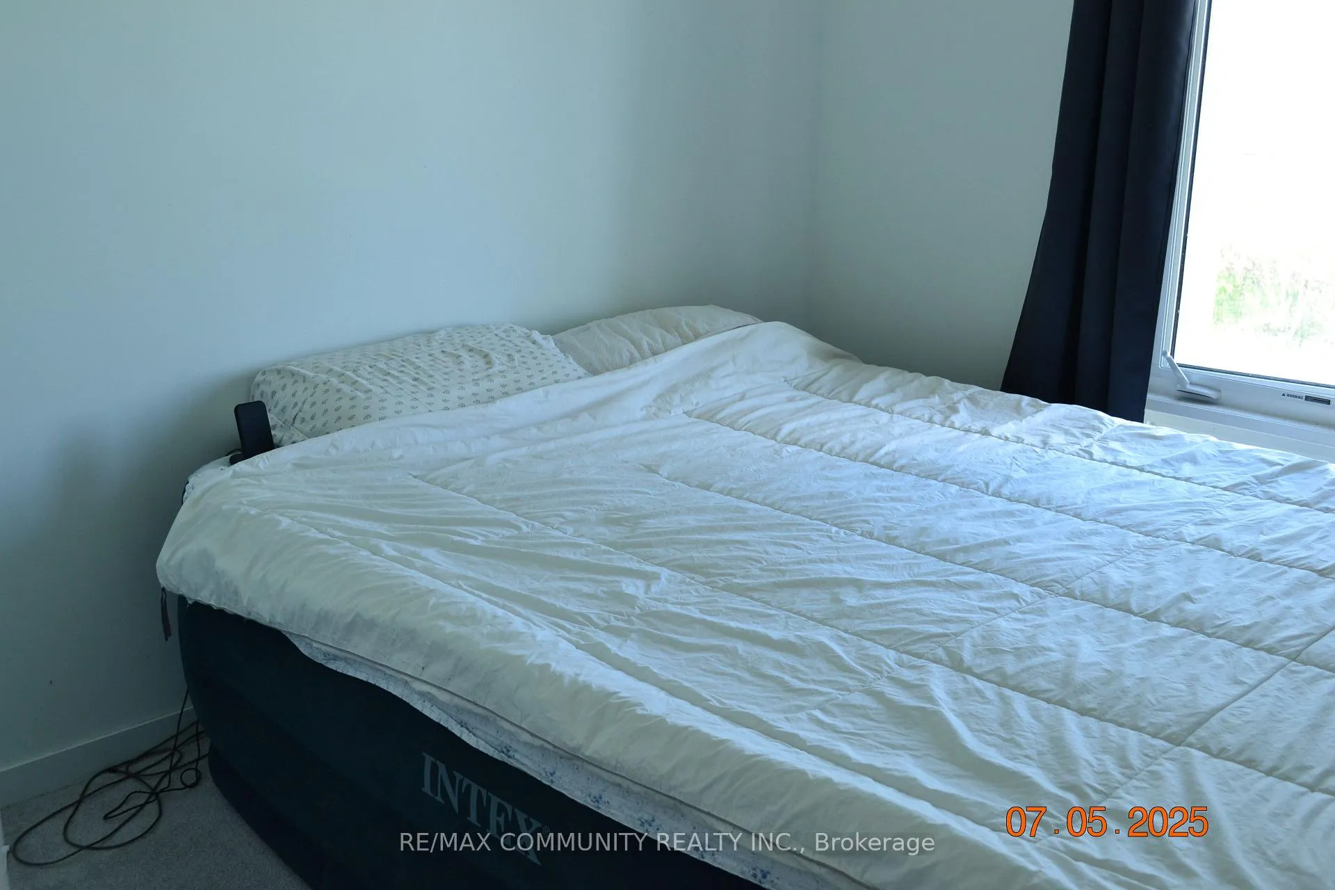 Photo 6 of 809 Conlin Rd E, Oshawa, Samac — HOMEH