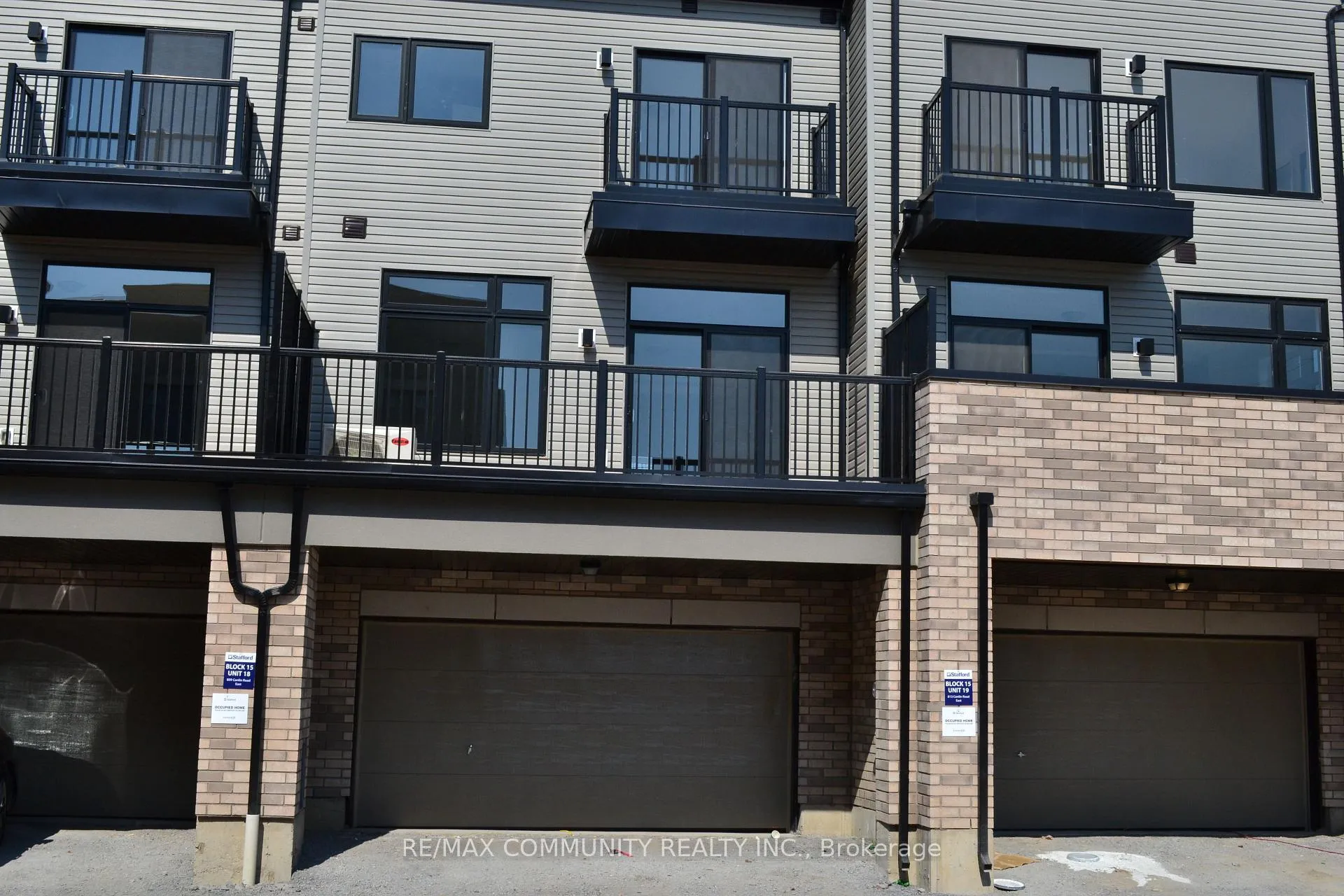 Photo 20 of 809 Conlin Rd E, Oshawa, Samac — HOMEH