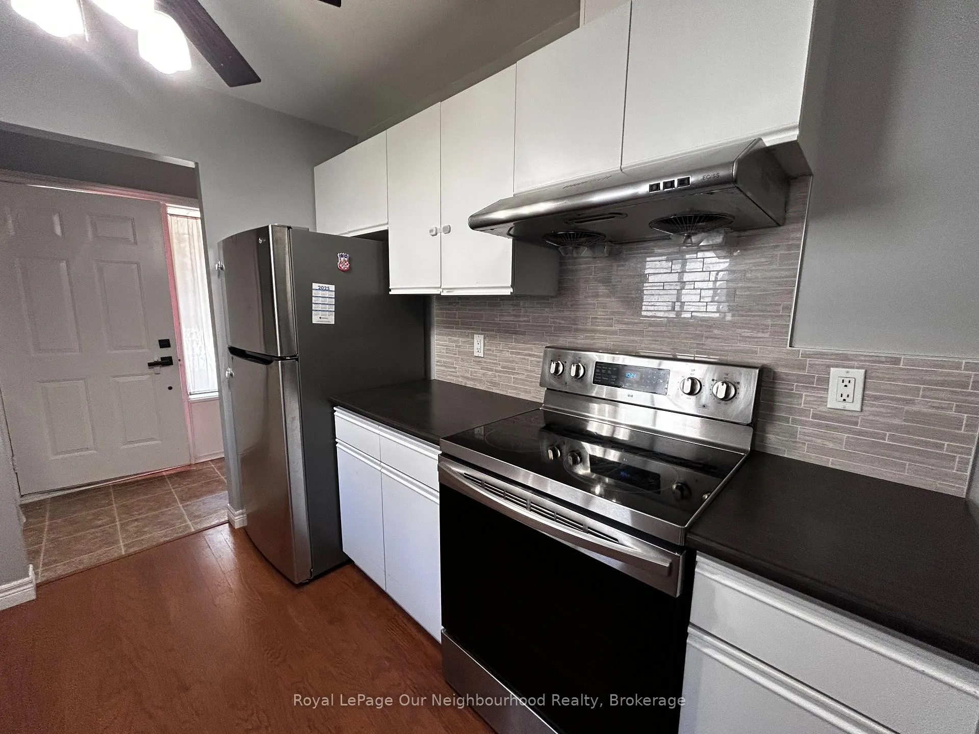 Photo 3 of Unit 2, 64 Fifth Avenue, Kitchener — HOMEH