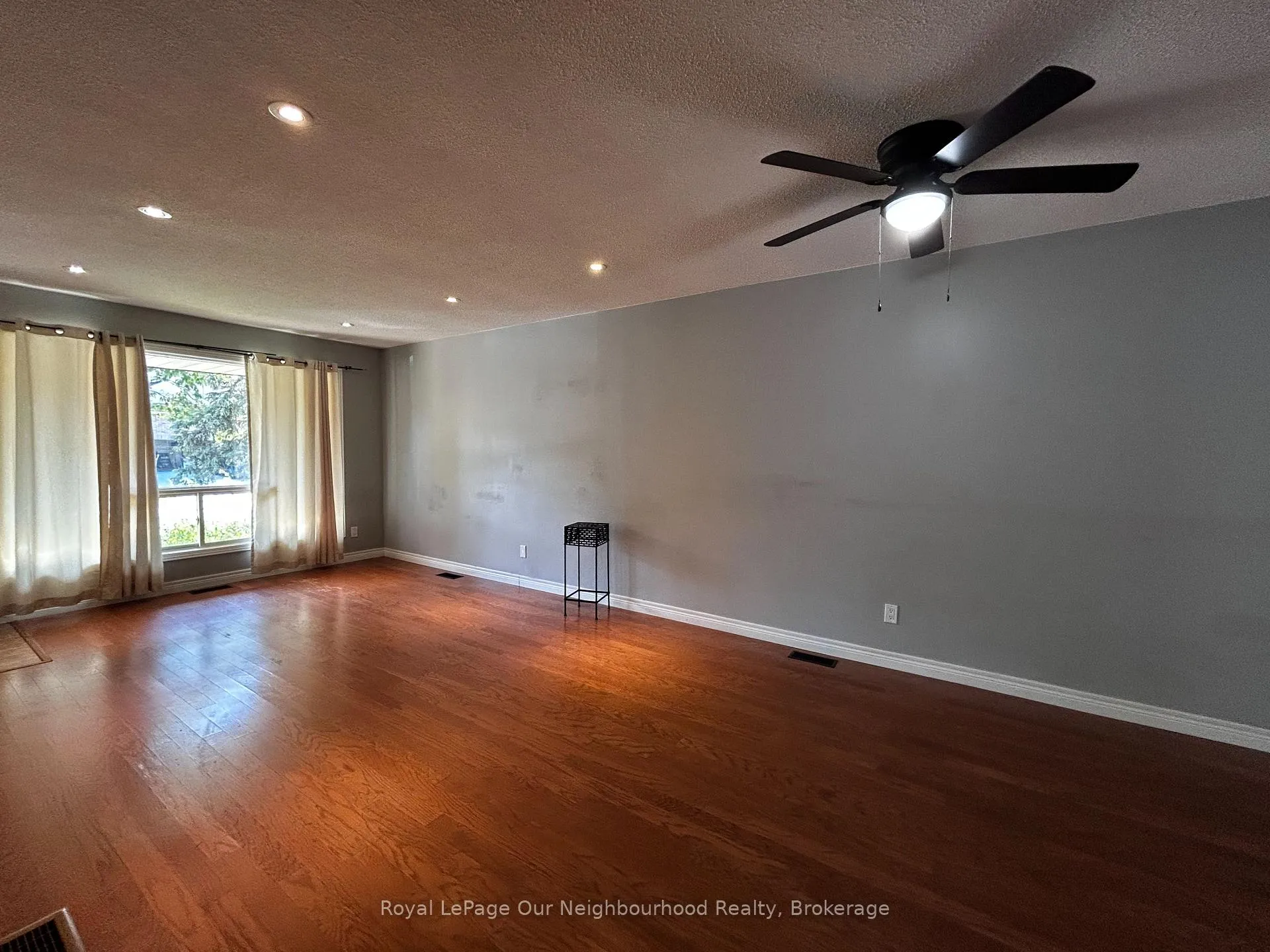 Photo 11 of Unit 2, 64 Fifth Avenue, Kitchener — HOMEH