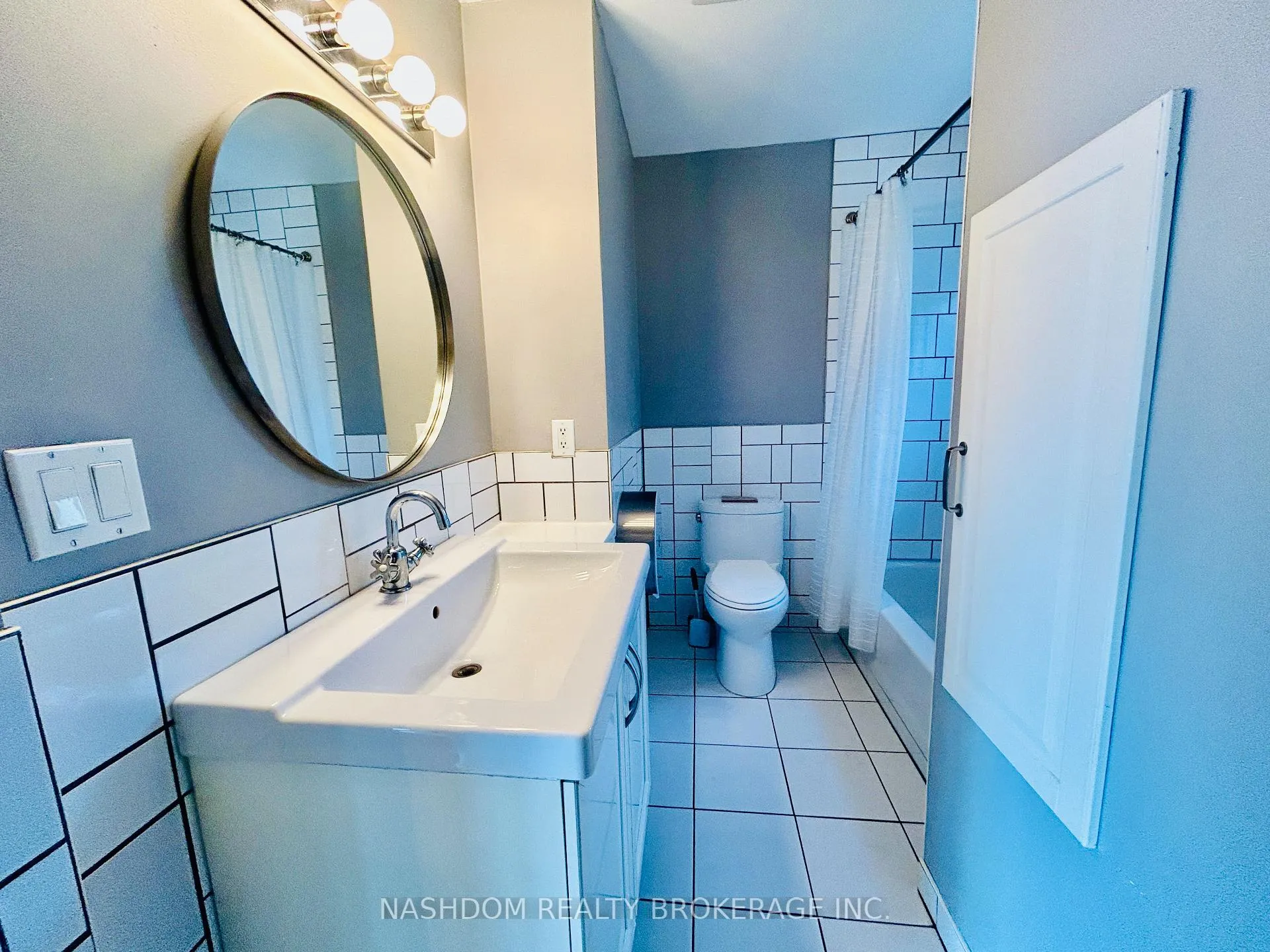 Photo 13 of Unit 3, 209 Balsam Avenue S, Hamilton, Blakeley — HOMEH