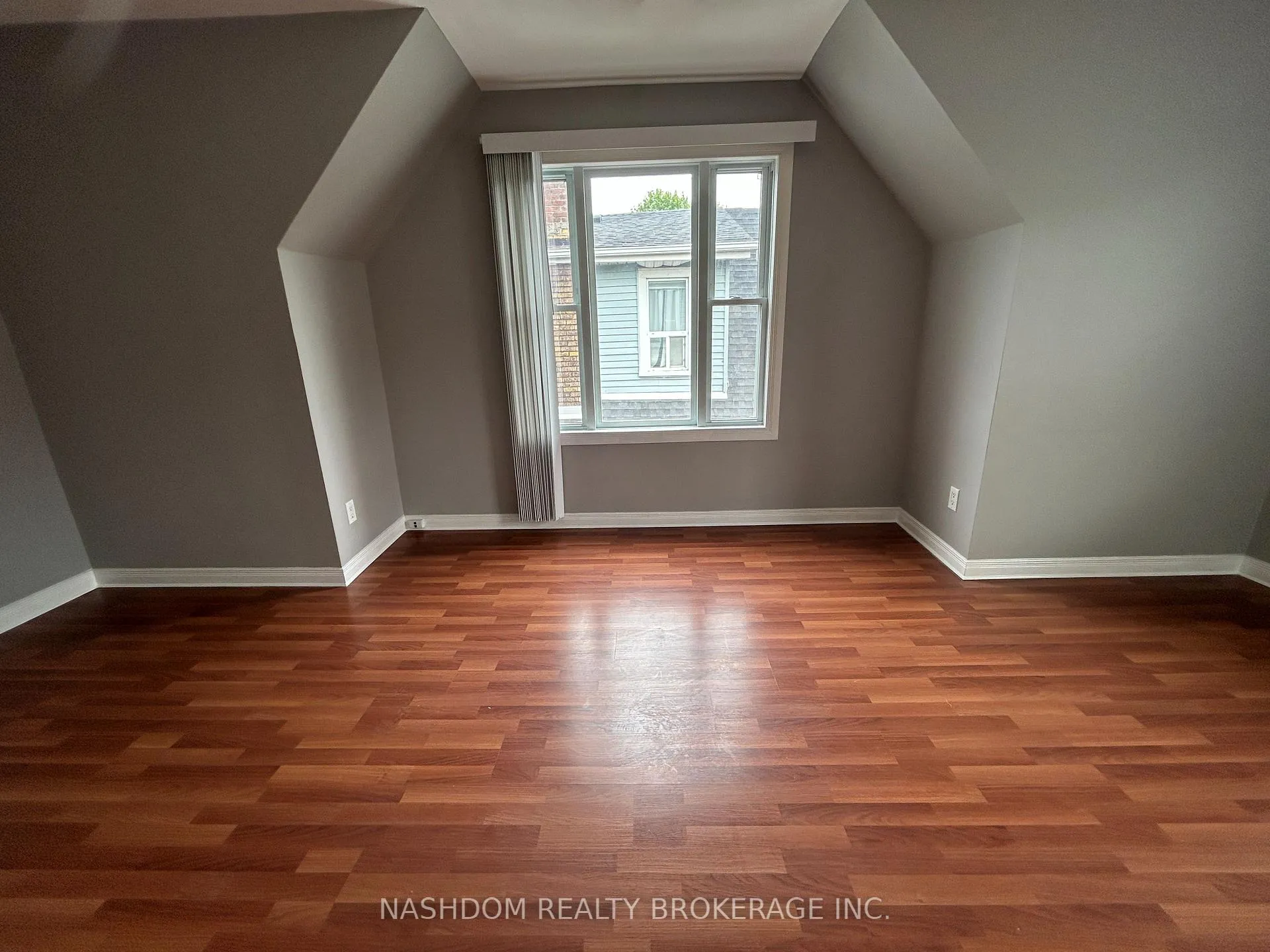Photo 16 of Unit 3, 209 Balsam Avenue S, Hamilton, Blakeley — HOMEH