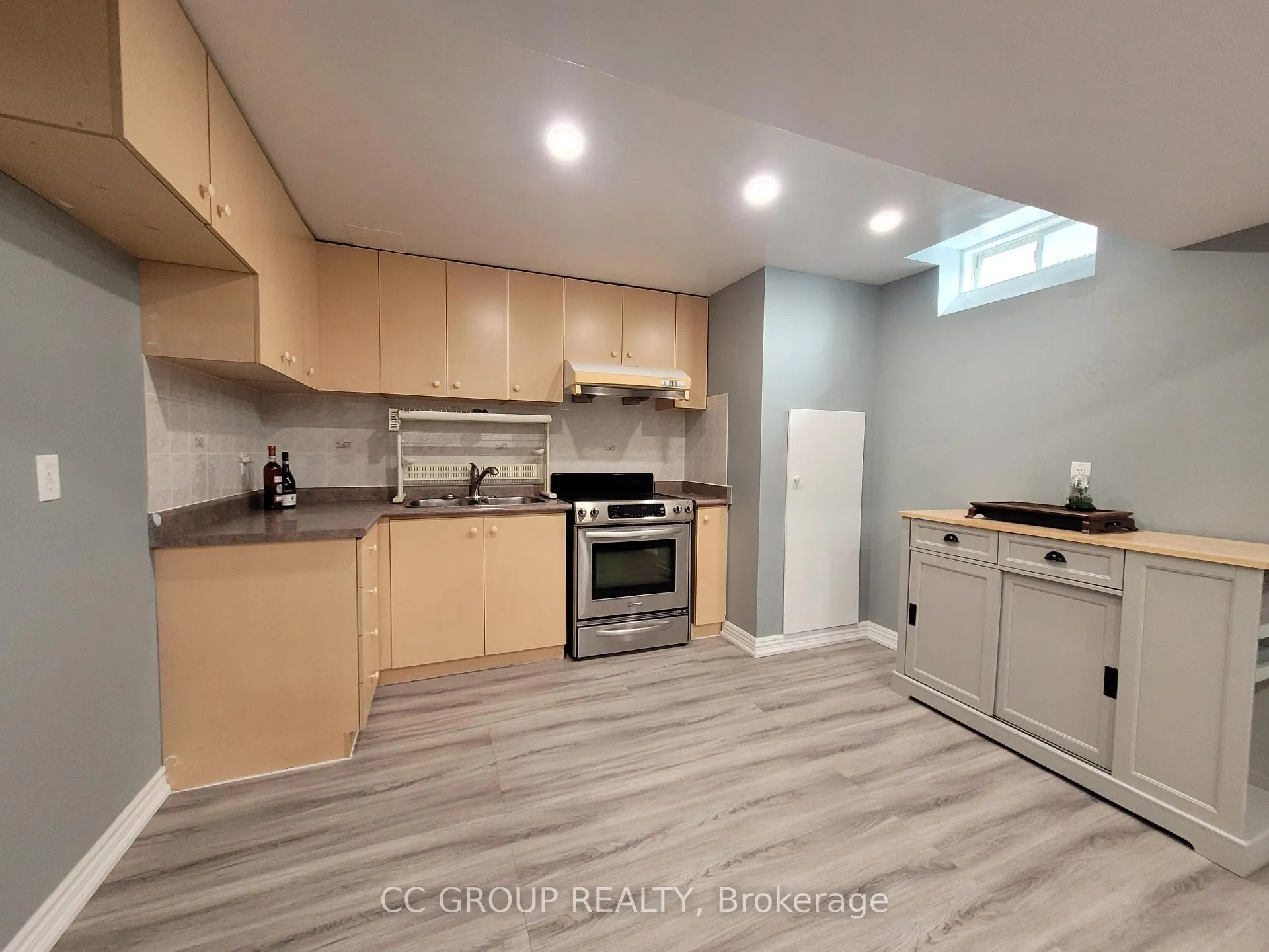 Photo 4 of 51 Macrill Road, Markham, Cachet — HOMEH